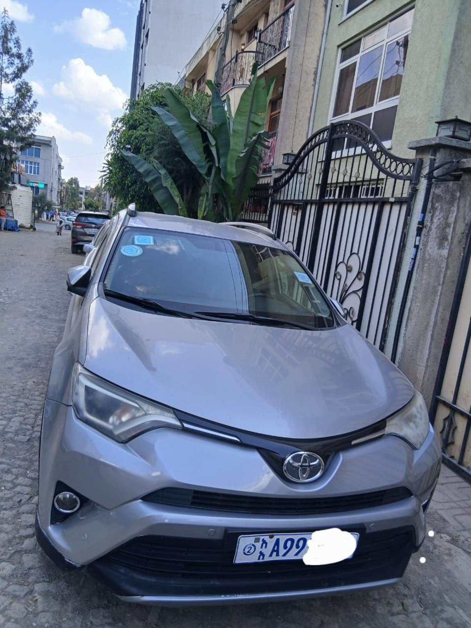 2016 Toyota Rav4 — photo 5