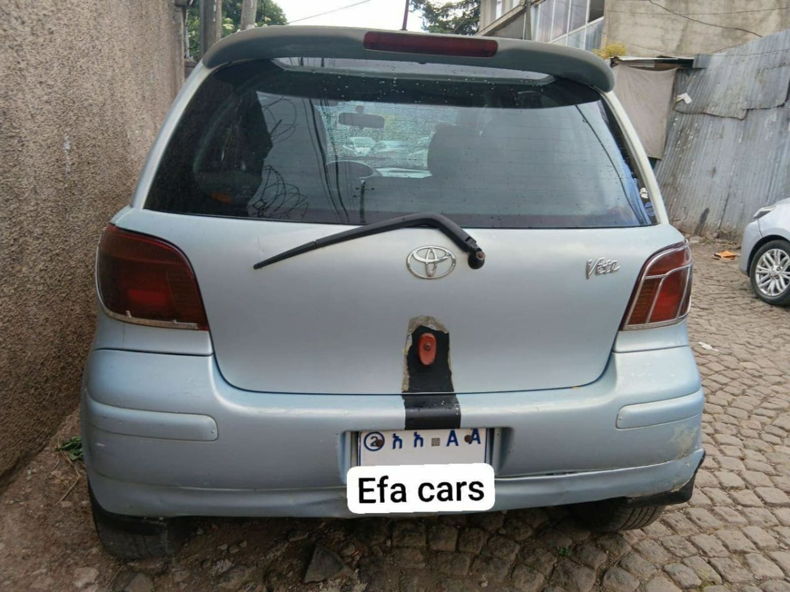 2004 Toyota Vitz — photo 3
