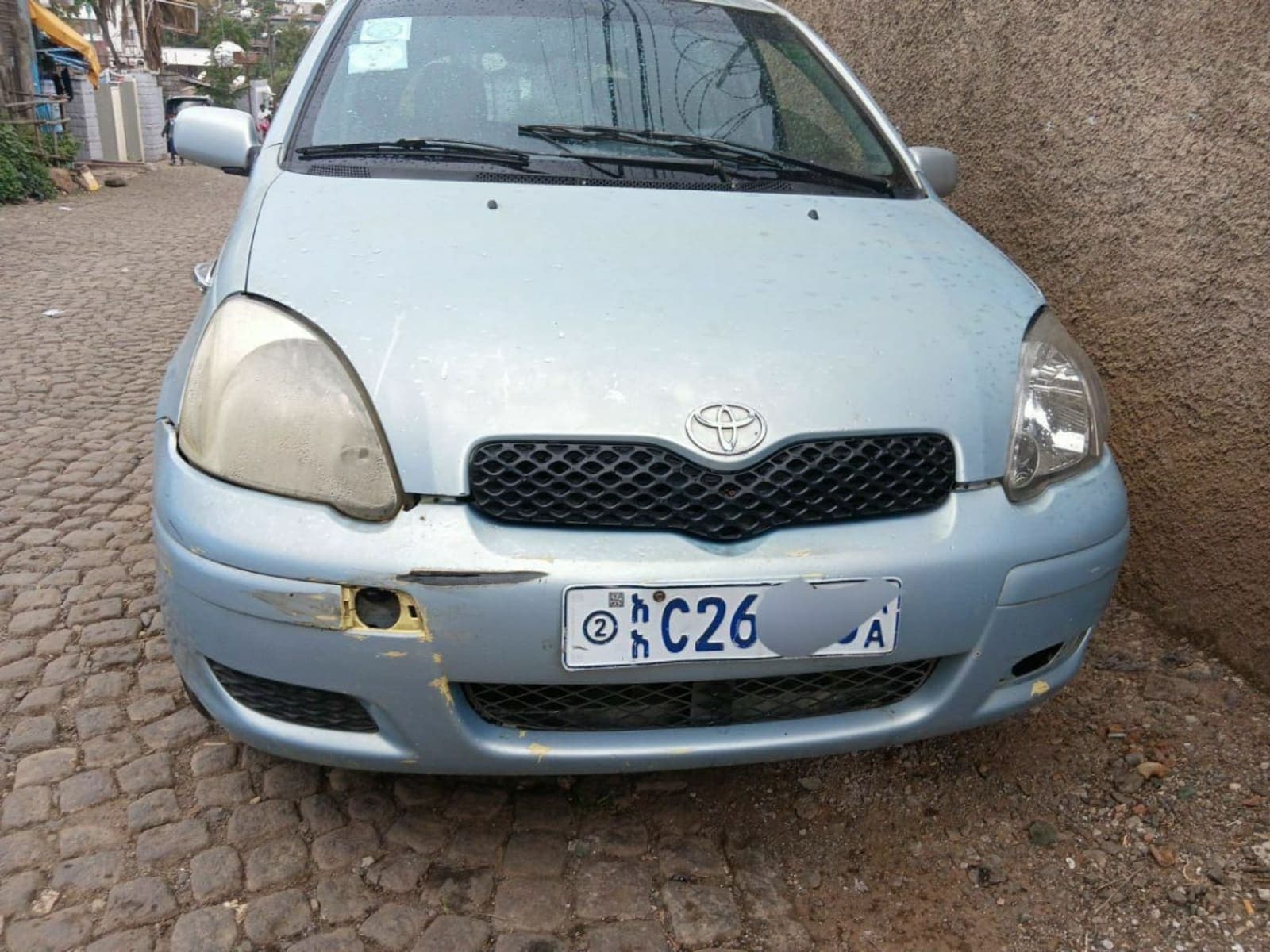 2004 Toyota Vitz — photo 6