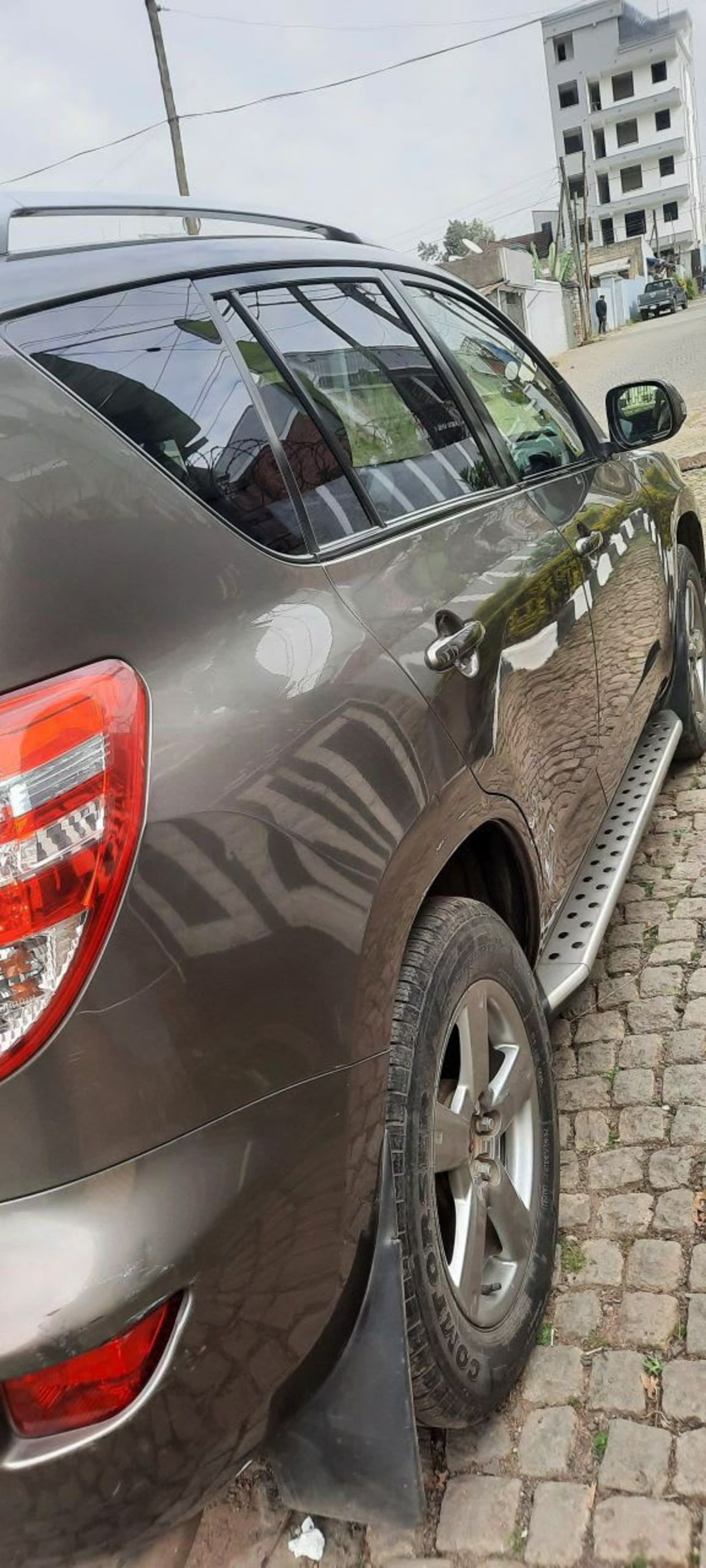 2012 Toyota Rav4 — photo 4