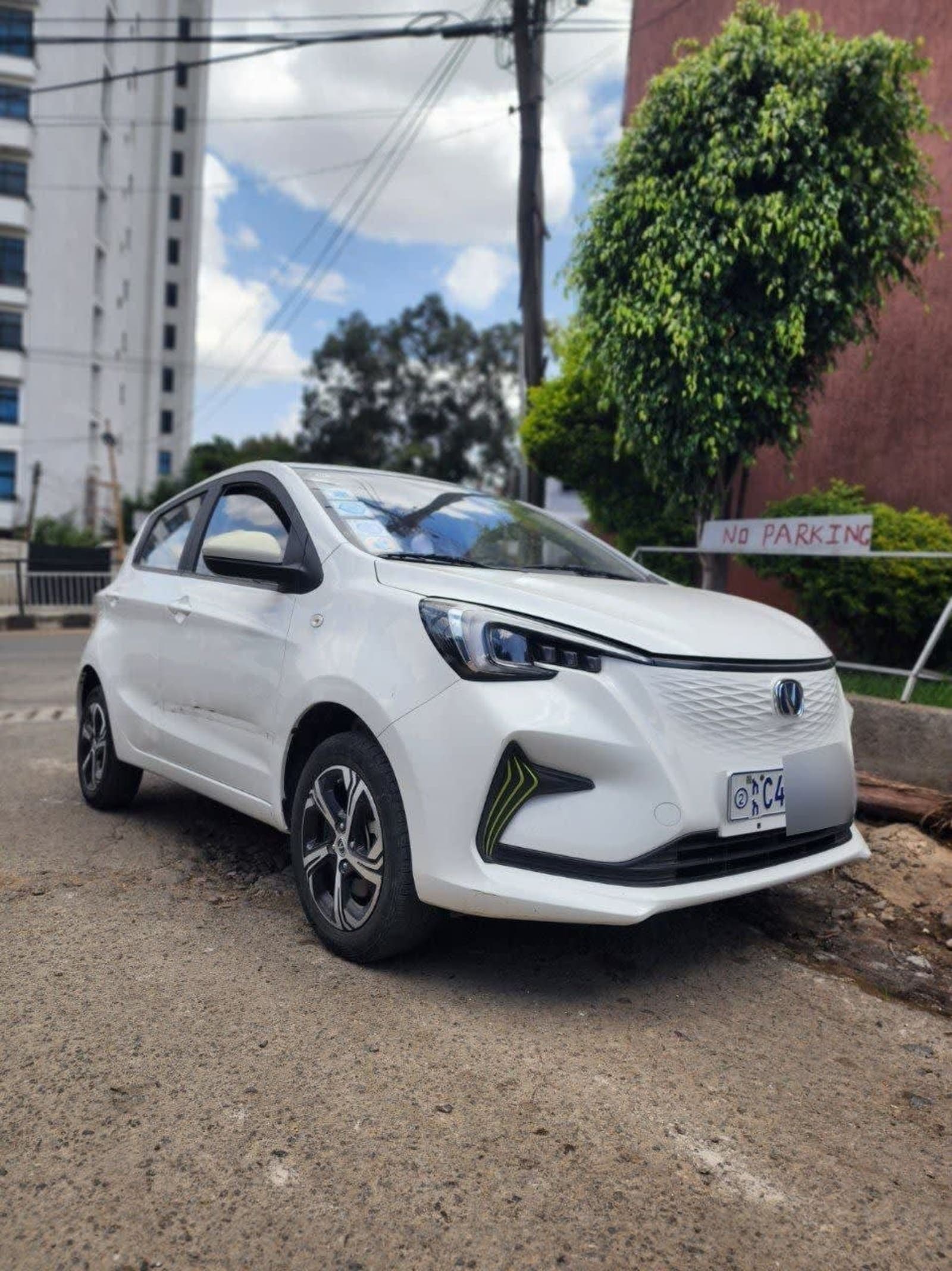 2023 CHANGAN E-Star — photo 4