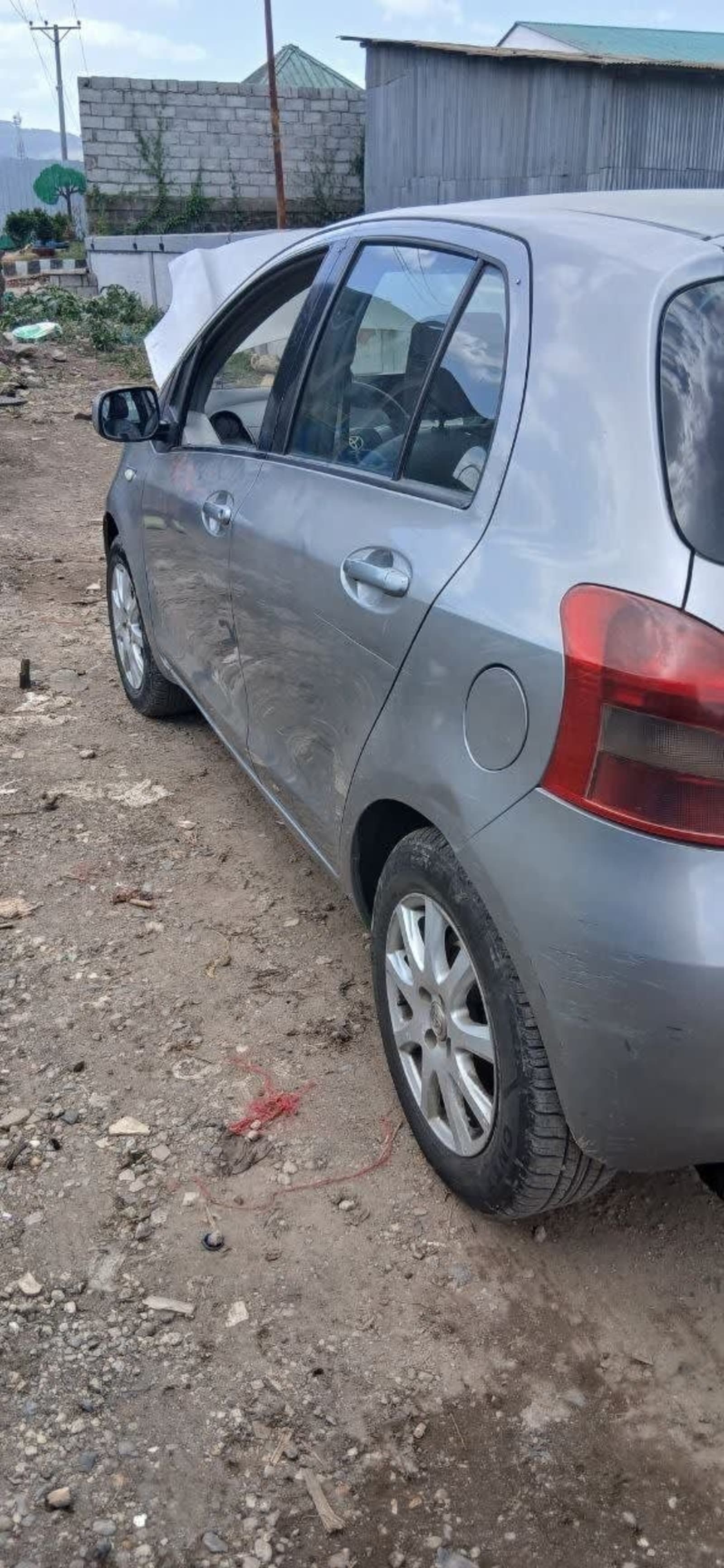 2006 Toyota Yaris compakt — photo 3