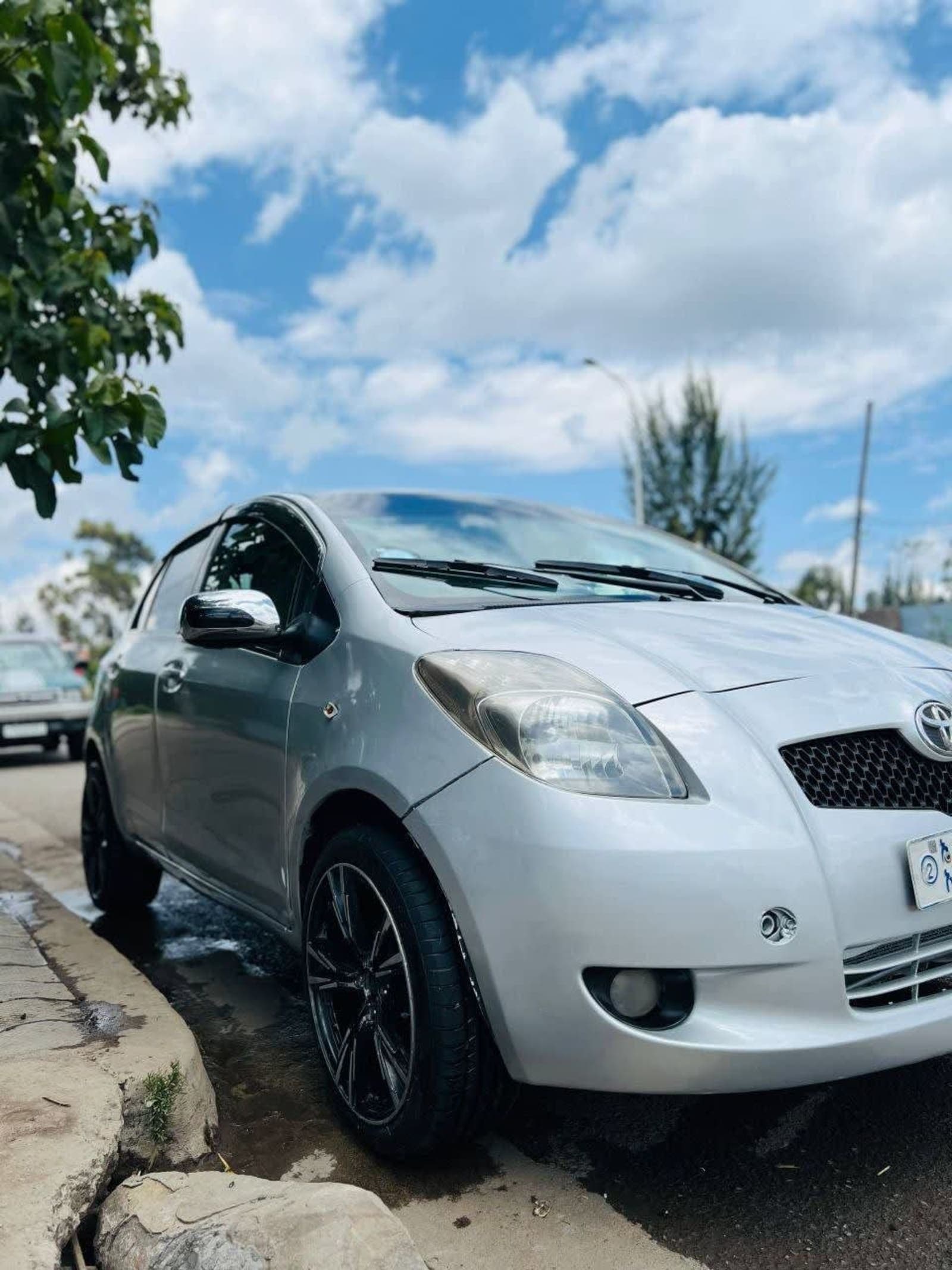 2007 Toyota Yaris — photo 2