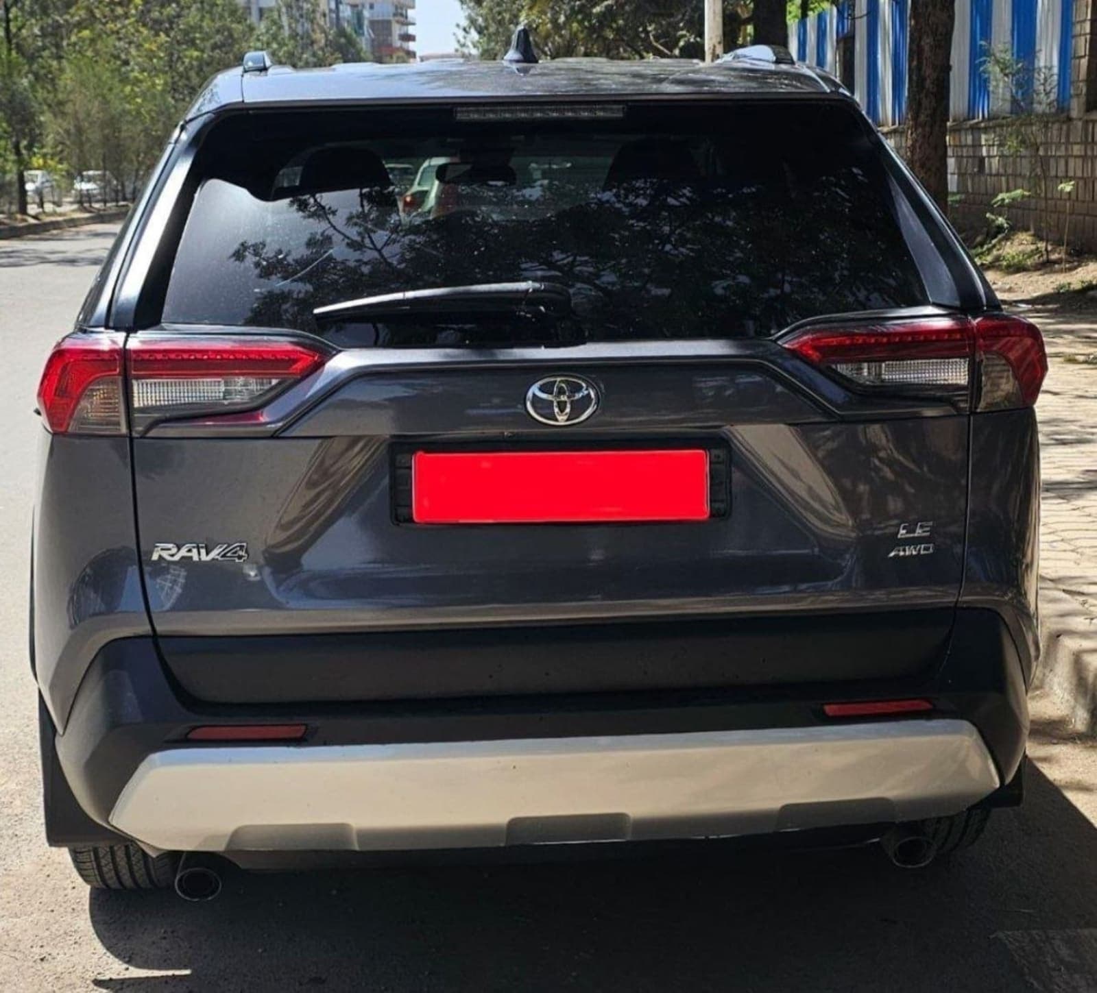 2020 Toyota Rav4 — photo 3