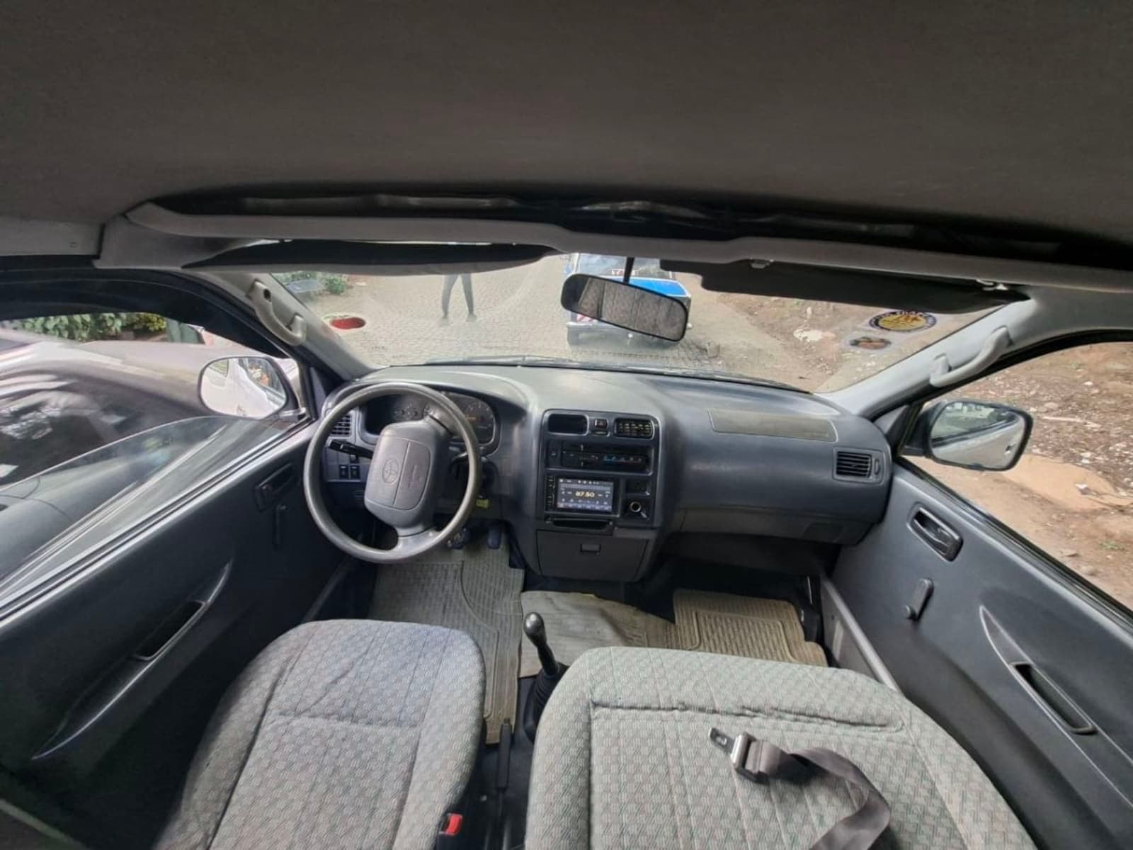 2006 Toyota Dolphin Shark — photo 2