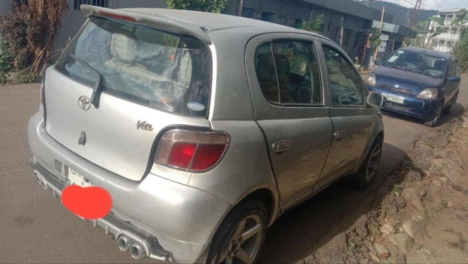 2001 Toyota Vitz — photo 4
