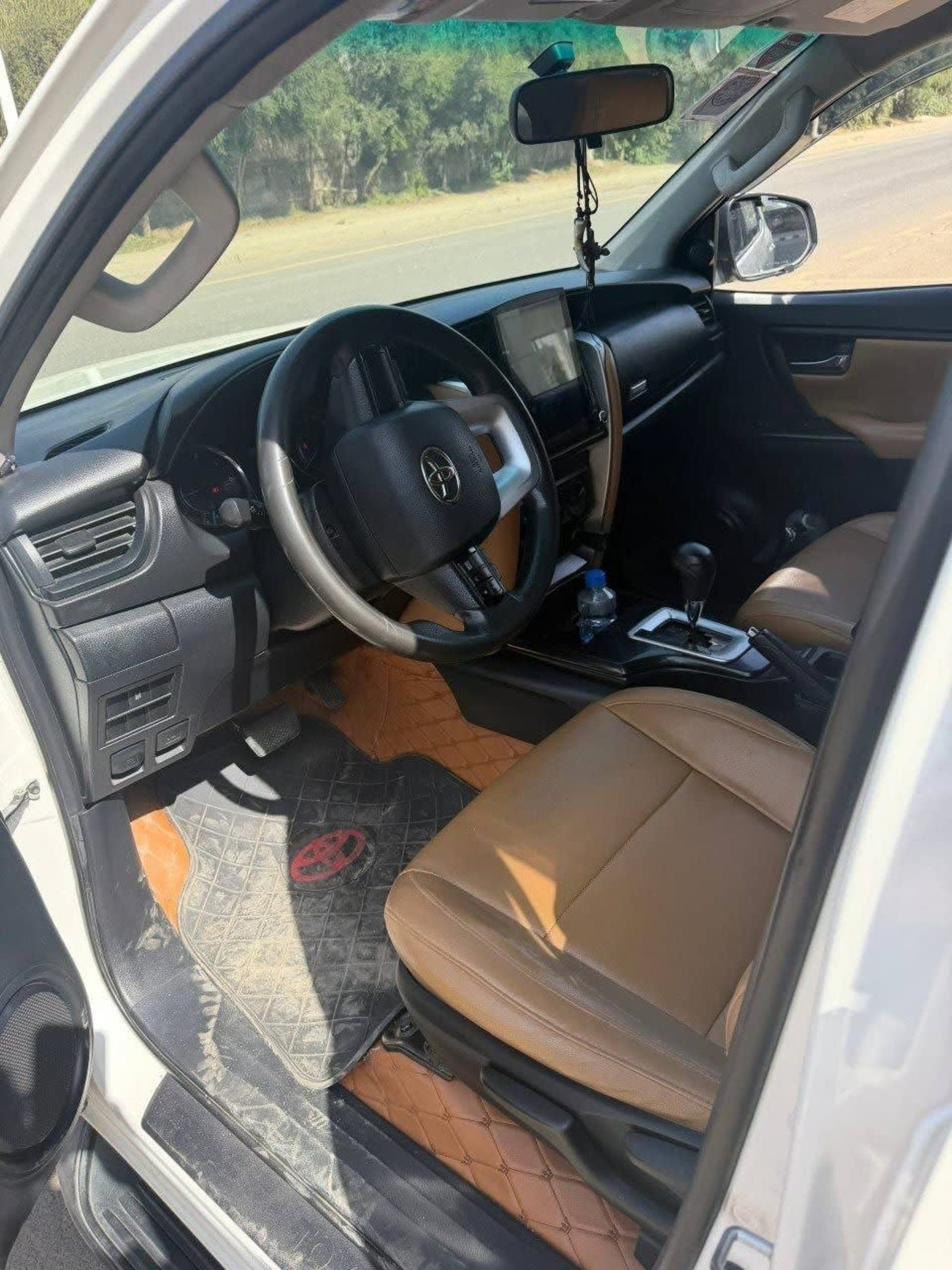 2018 Toyota Fortuner โ photo 3