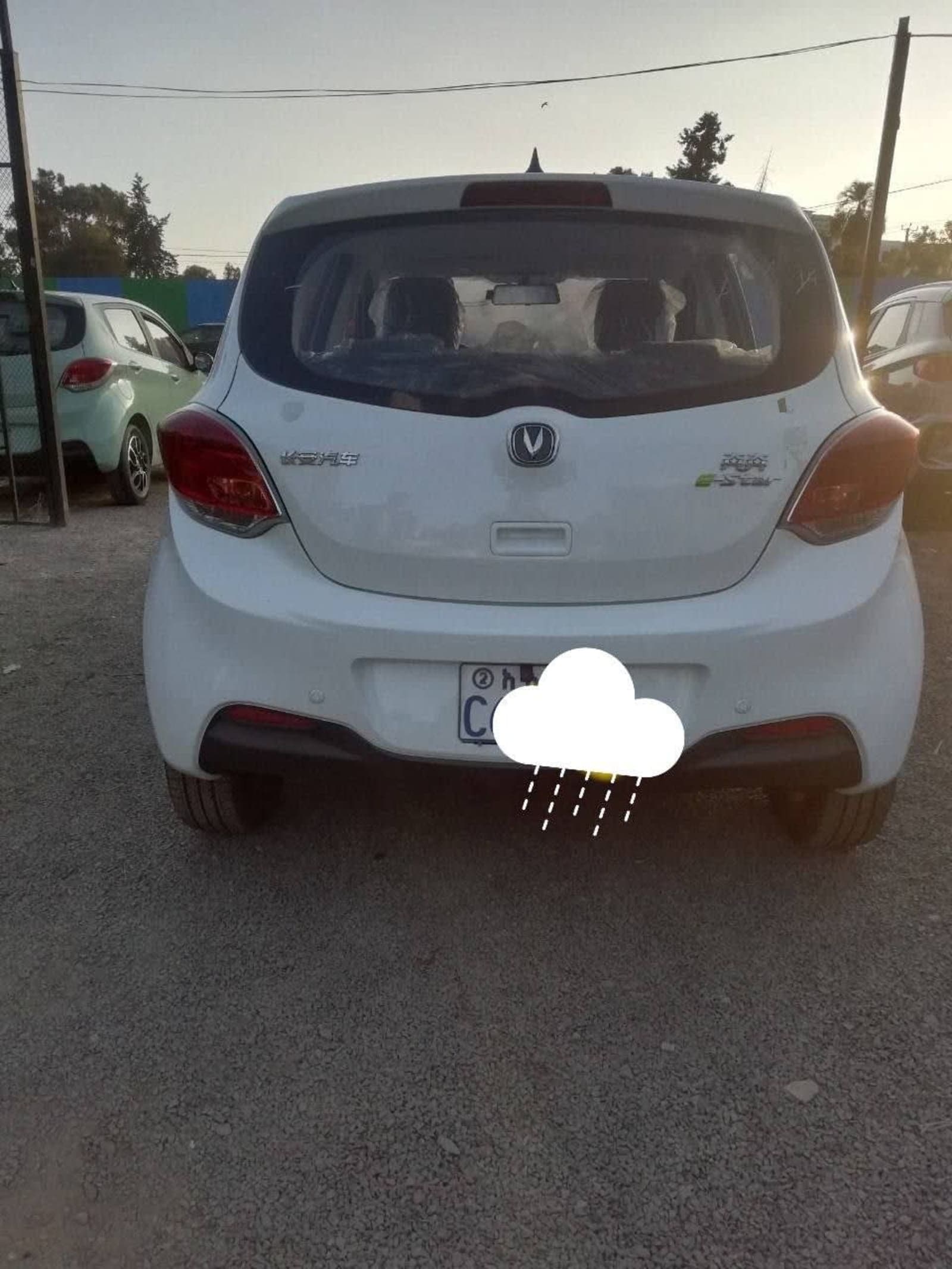 2023 CHANGAN E-Star — photo 2