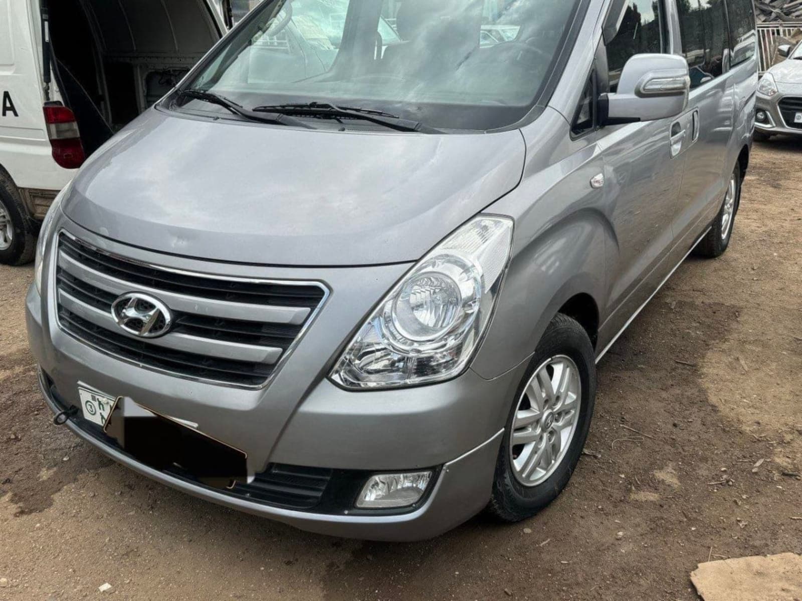 2016 Hyundai Grand Starex — photo 4