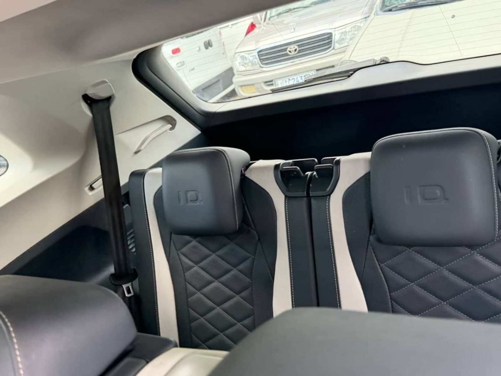 2022 Volkswagen iD.6 Crozz Pro — photo 3