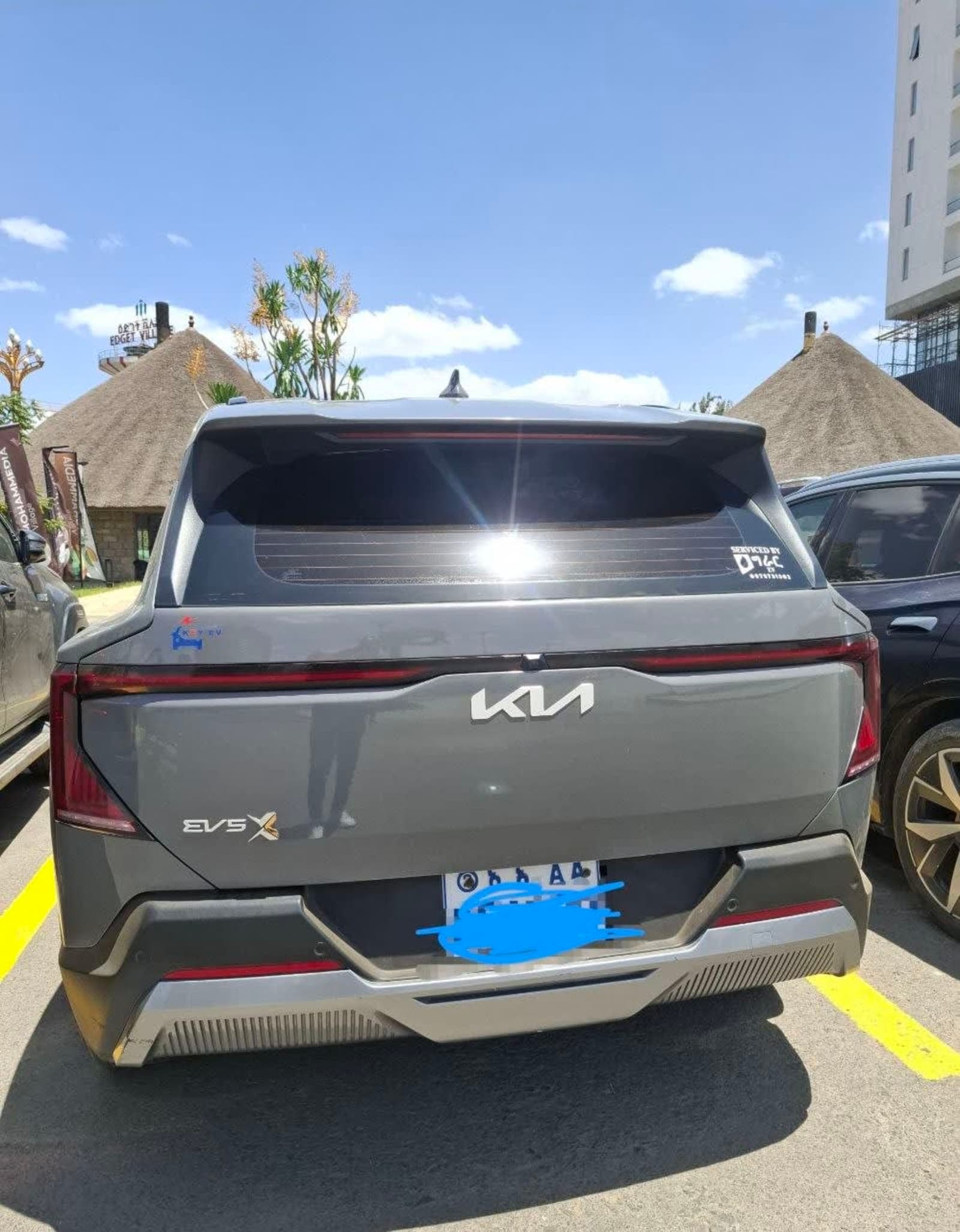 2023 KIA EV5