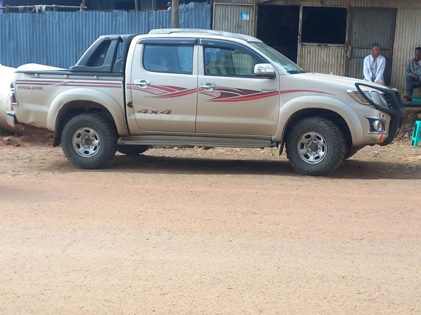 2015 Toyota Hilux Vigo Double Cab — photo 4