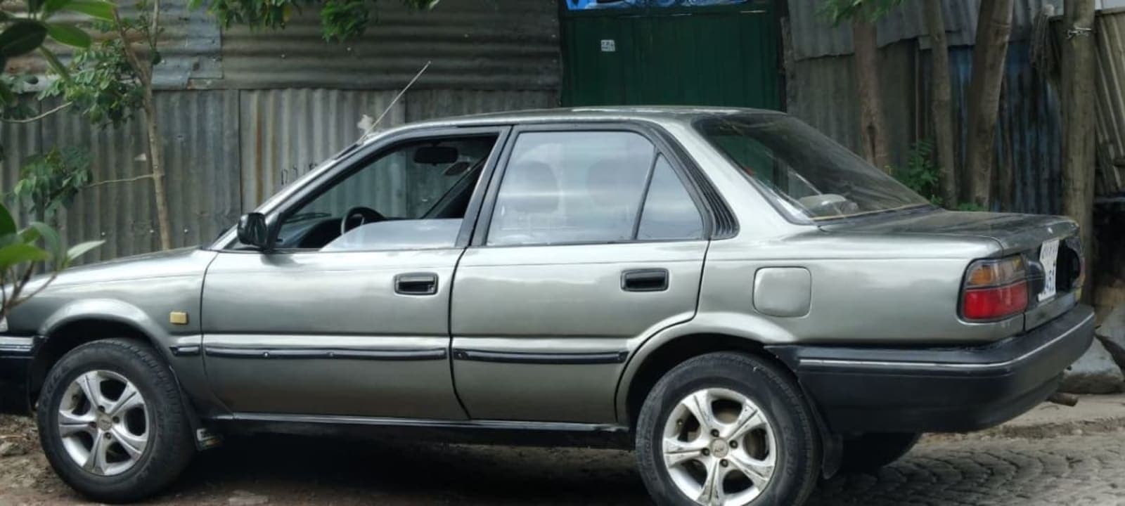 1992 Toyota Weyane DX โ photo 1