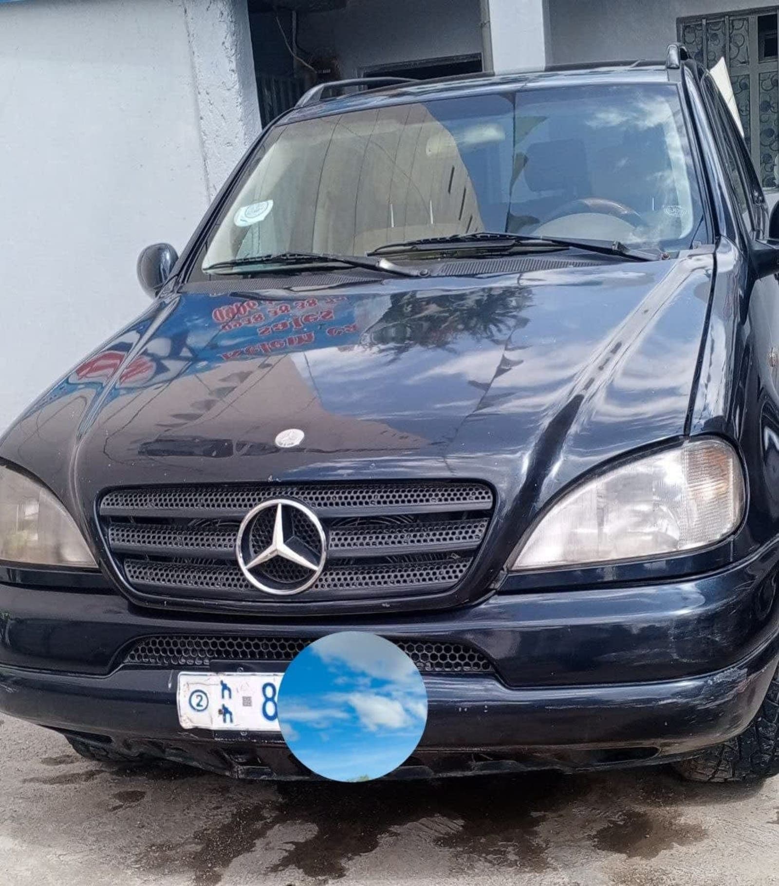 2001 Mercedes-Benz ML 320 — photo 2