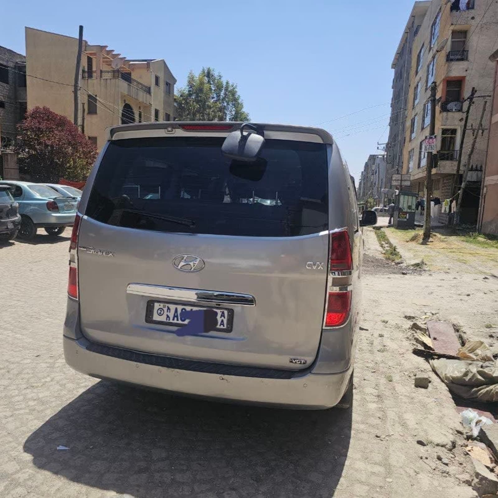 2013 Hyundai Starex — photo 3