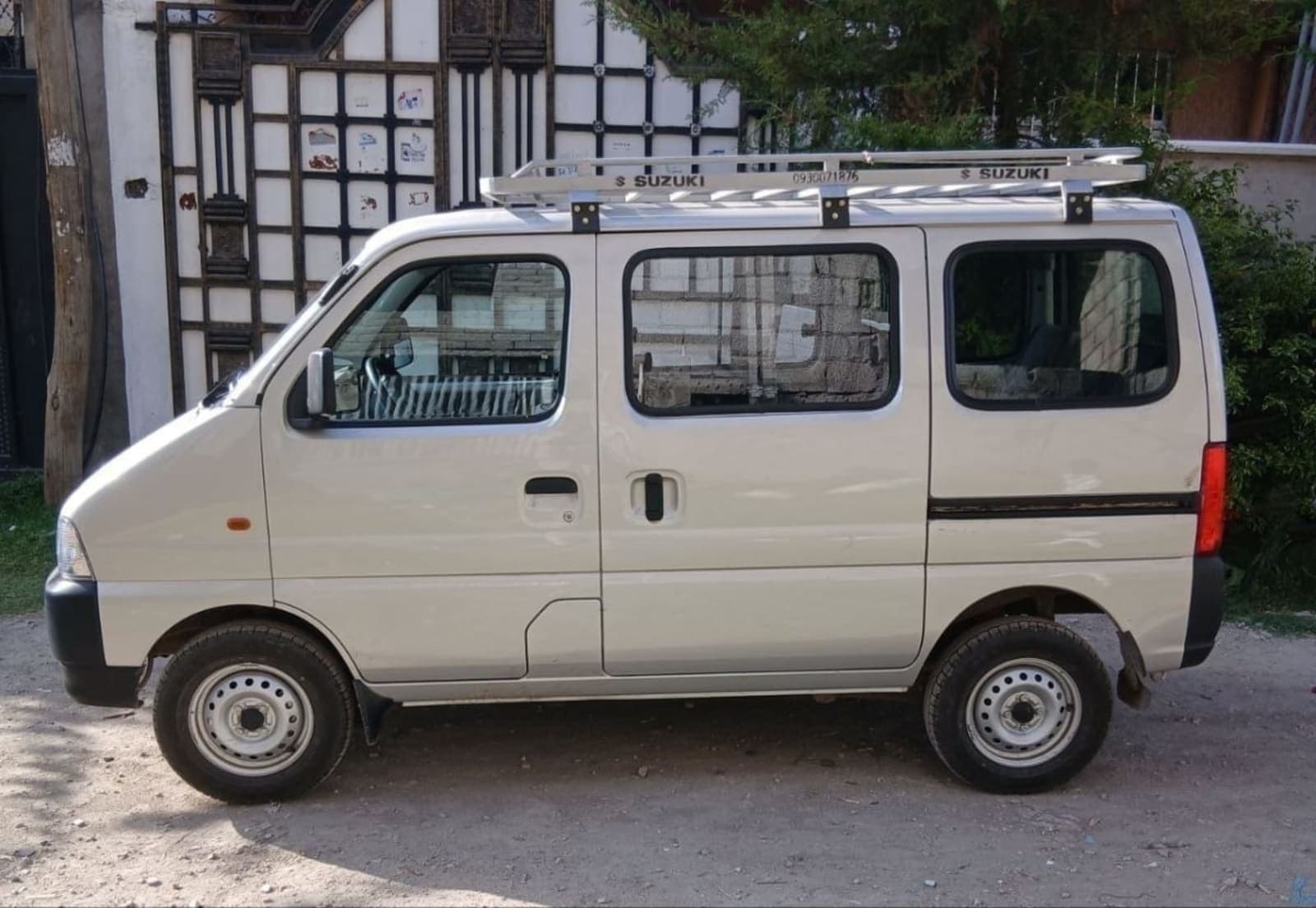 2024 Suzuki Ecco — photo 4