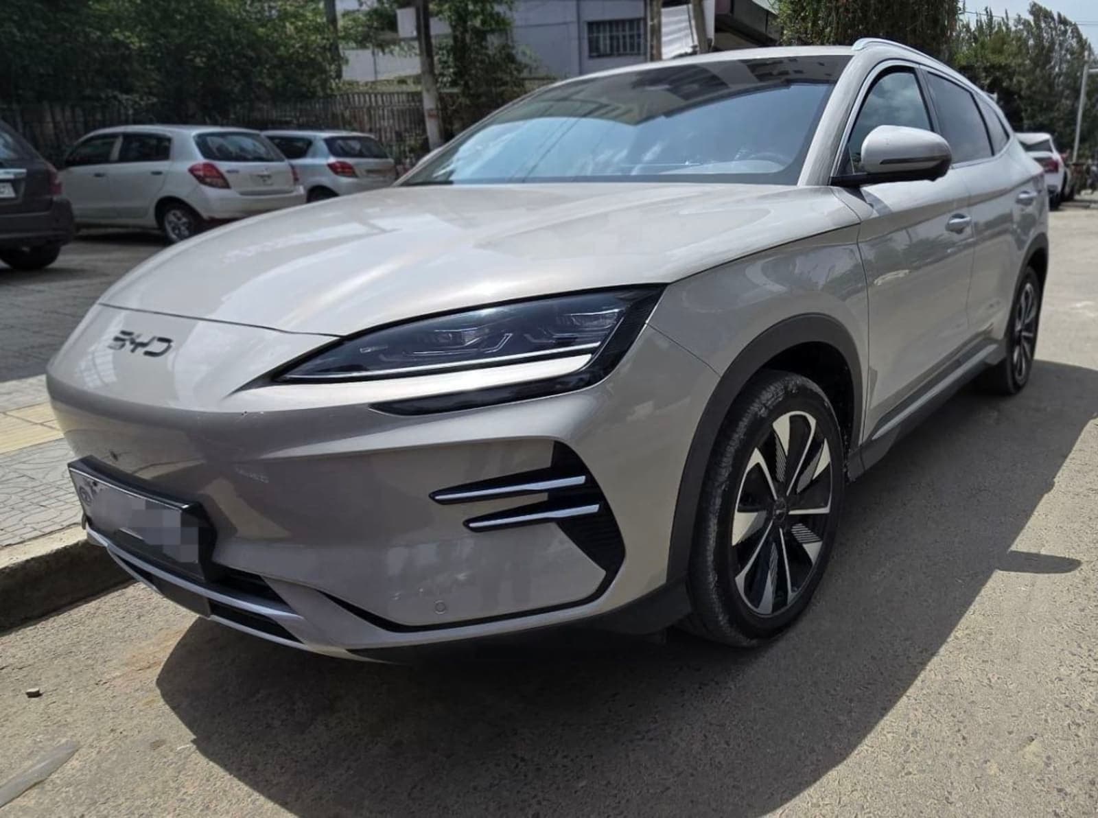 2025 BYD Song Plus Smart — photo 2