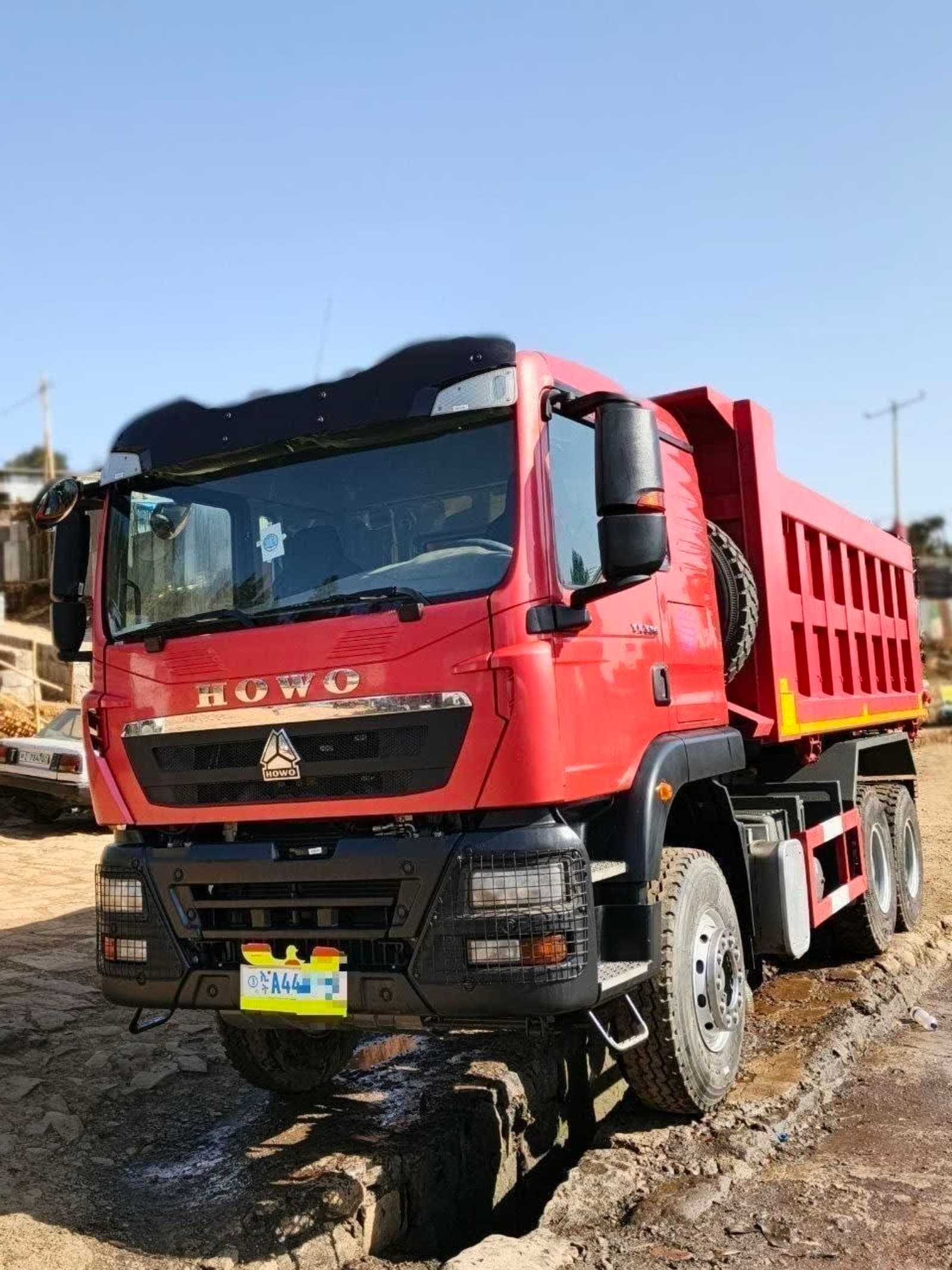 2025 Sino Truck — photo 3