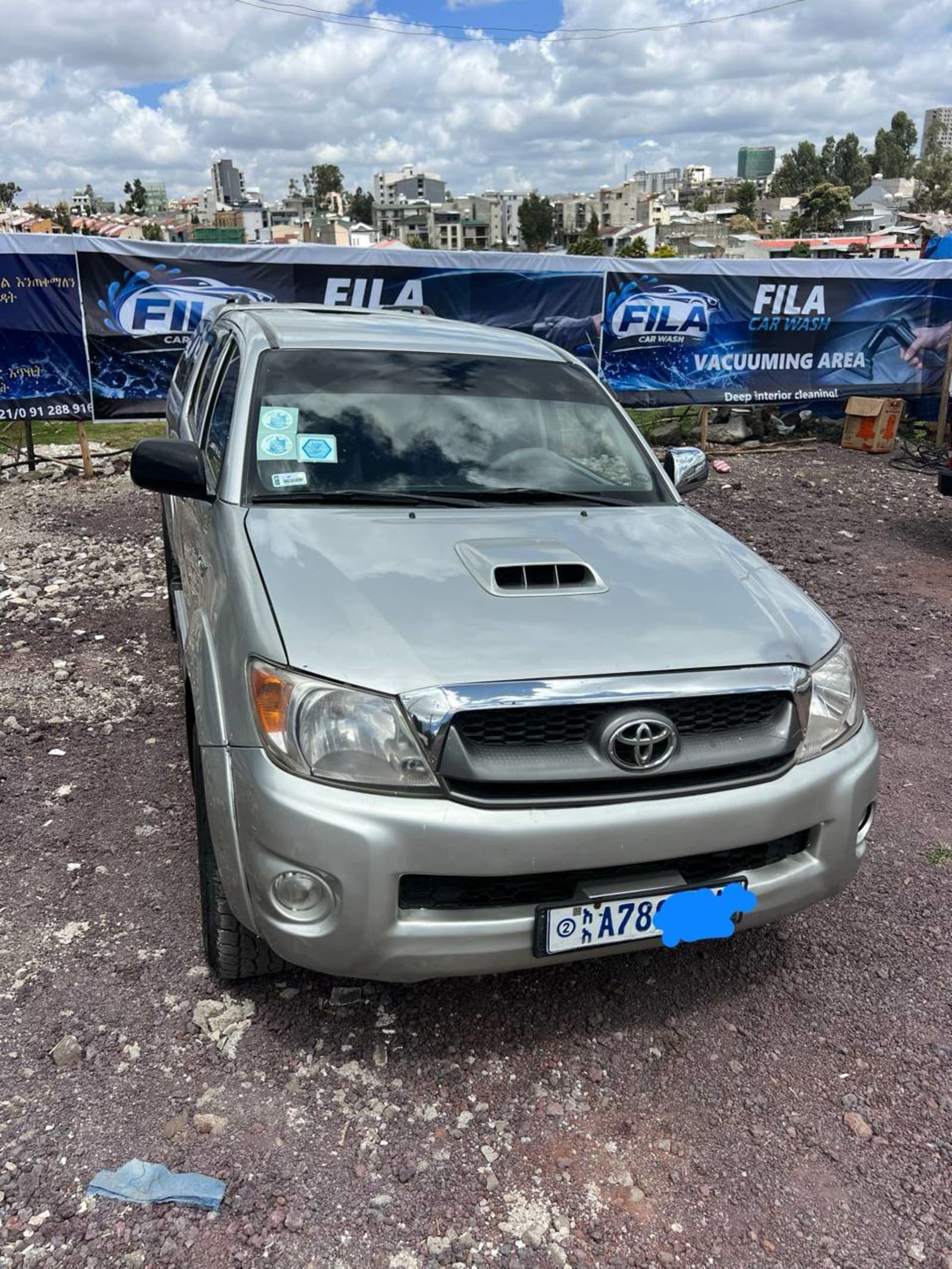 2015 Toyota Hilux — photo 4