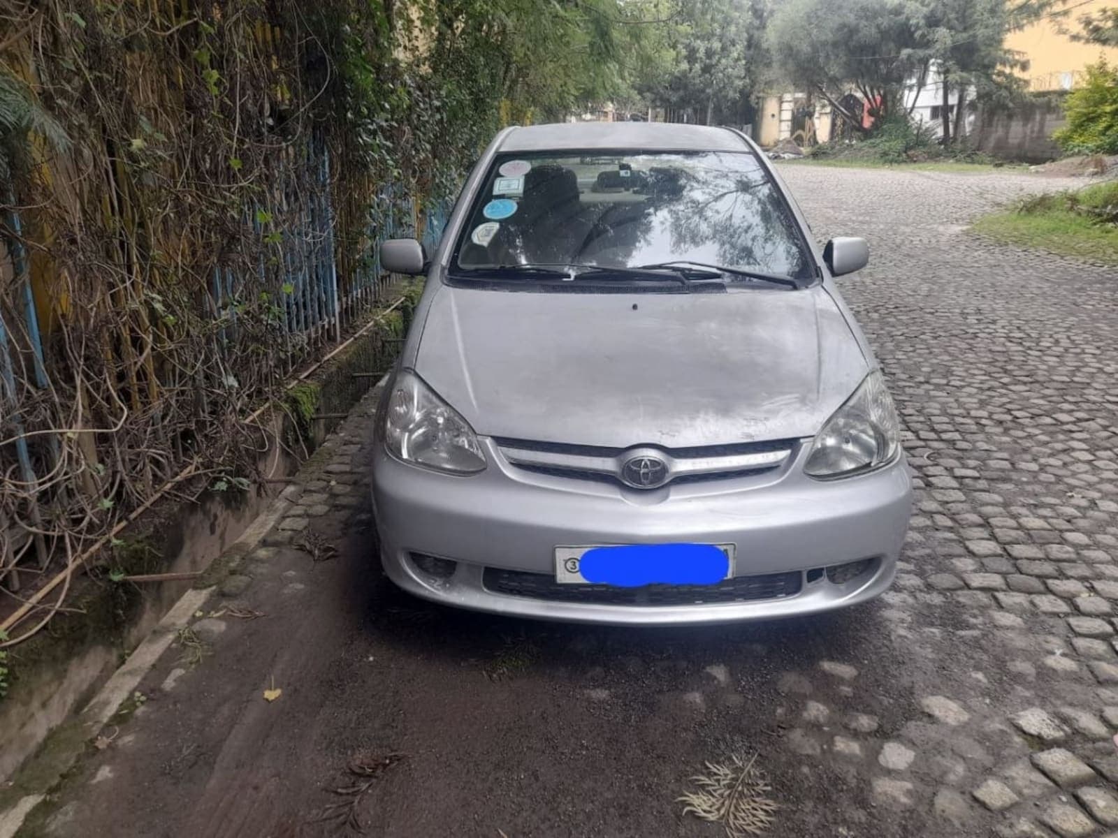 2005 Toyota Platz — photo 4