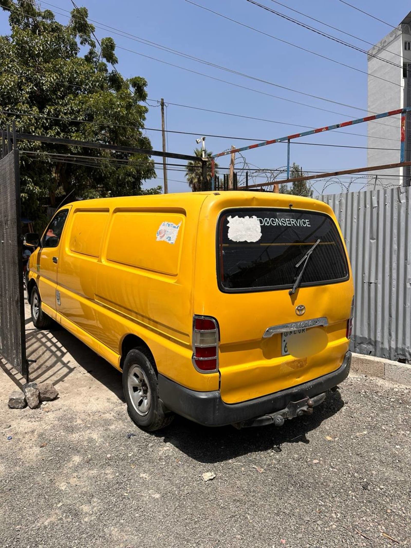 2009 Toyota D4D Dolphin โ photo 3