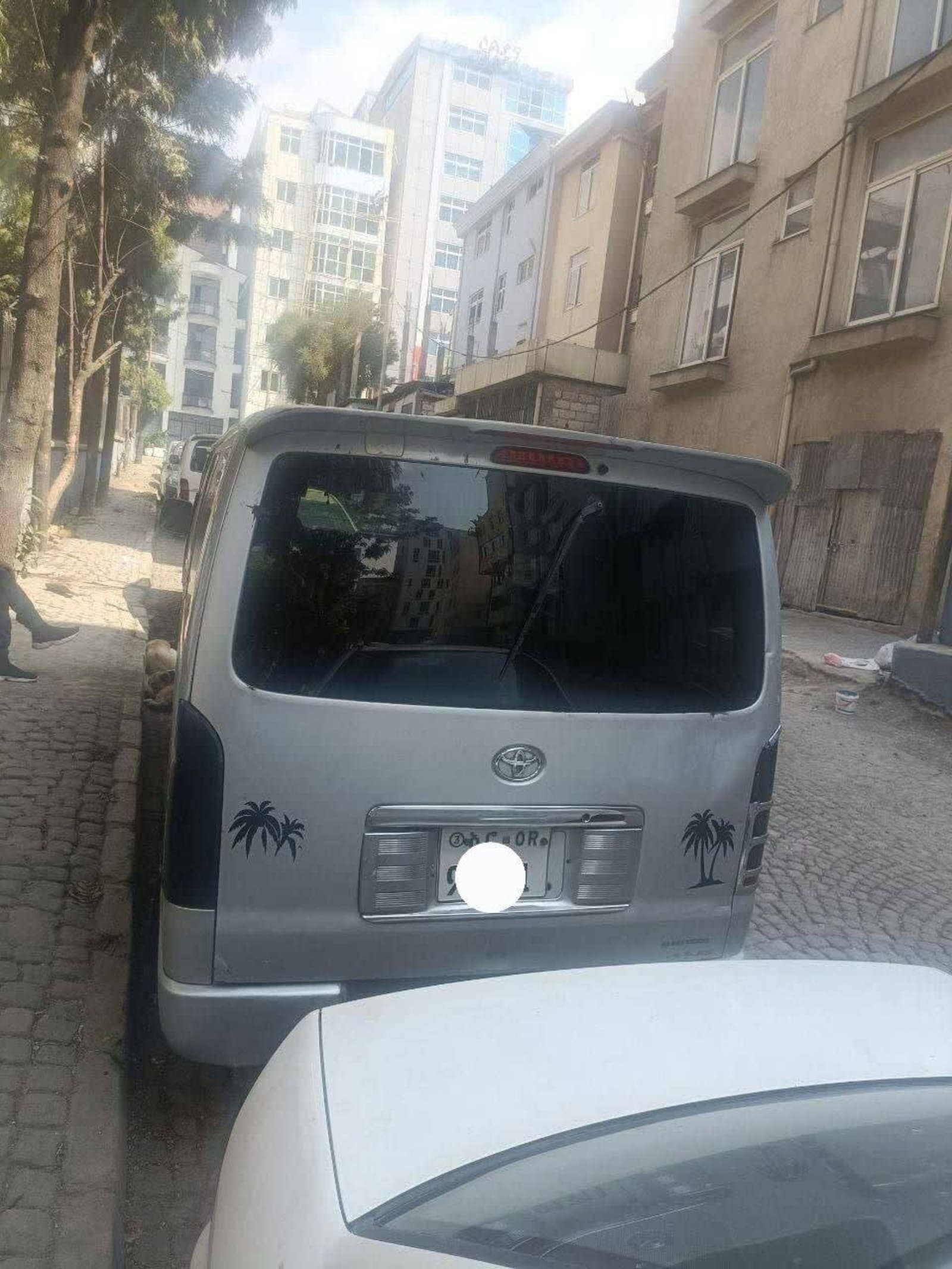 2005 Toyota D4D HIACE