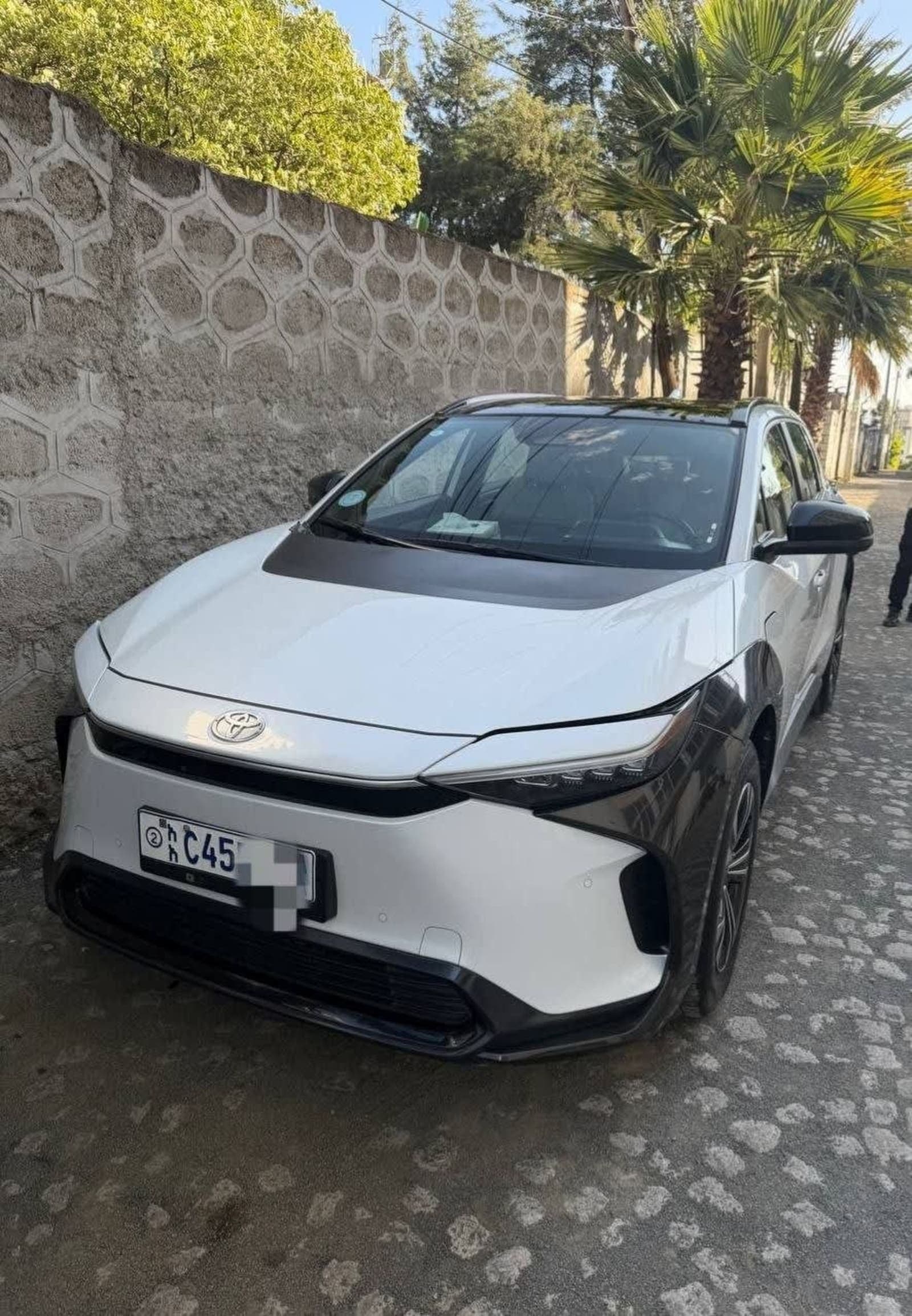 2023 Toyota BZ4X EV — photo 6