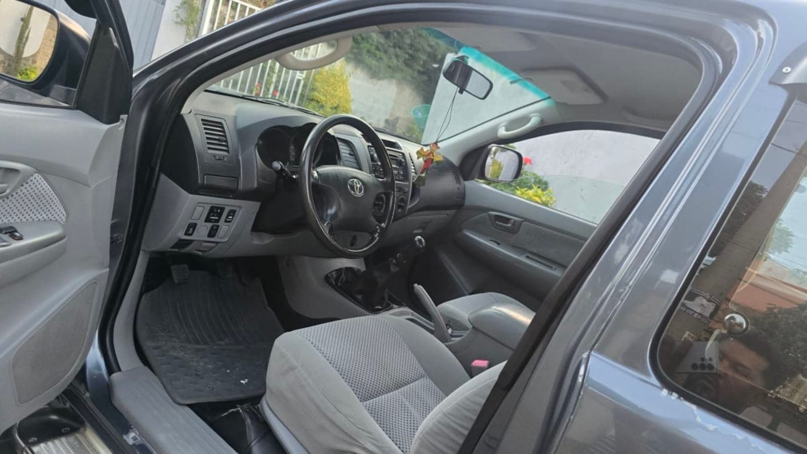 2008 Toyota Hilux/King Cab — photo 2