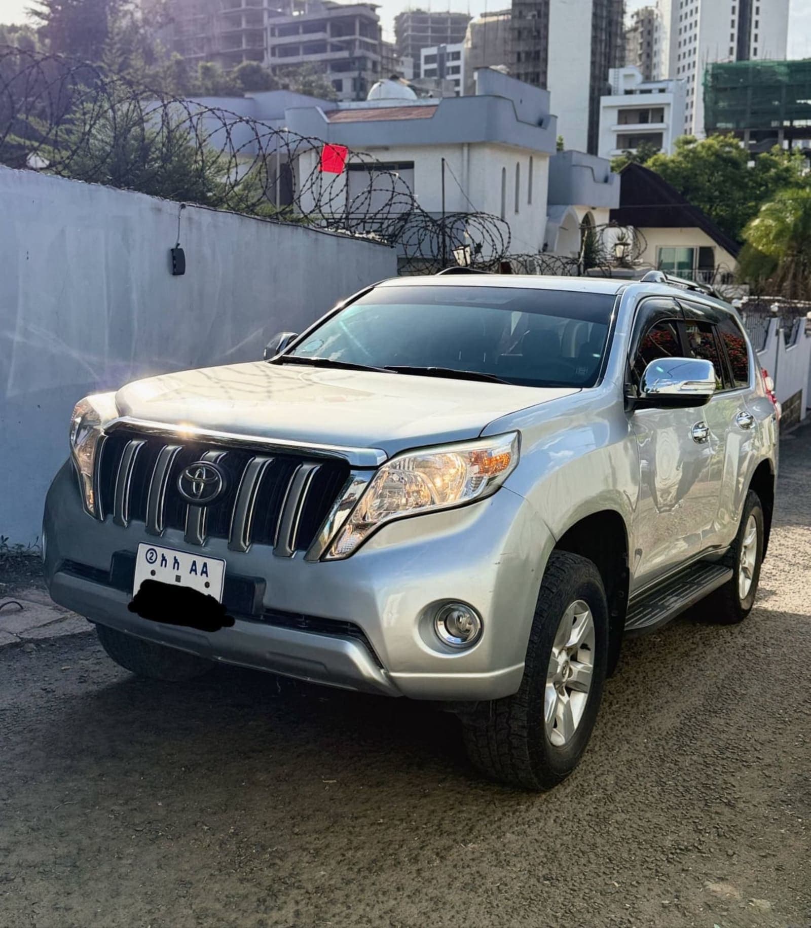 2015 Toyota Landcruiser Prado — photo 2