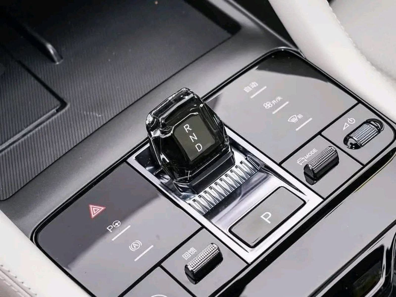 2025 BYD Song Plus Smart — photo 3