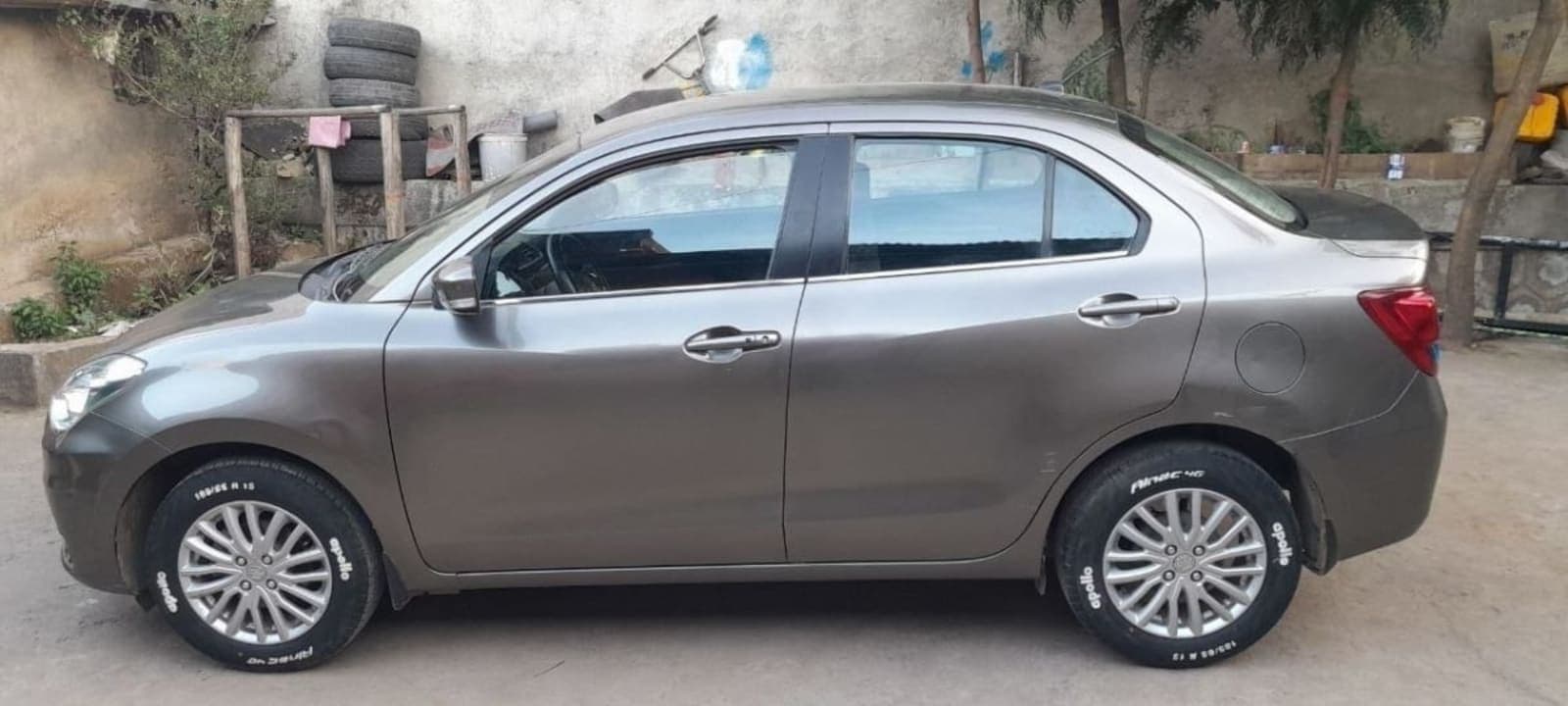 2022 Suzuki Dzire — photo 2