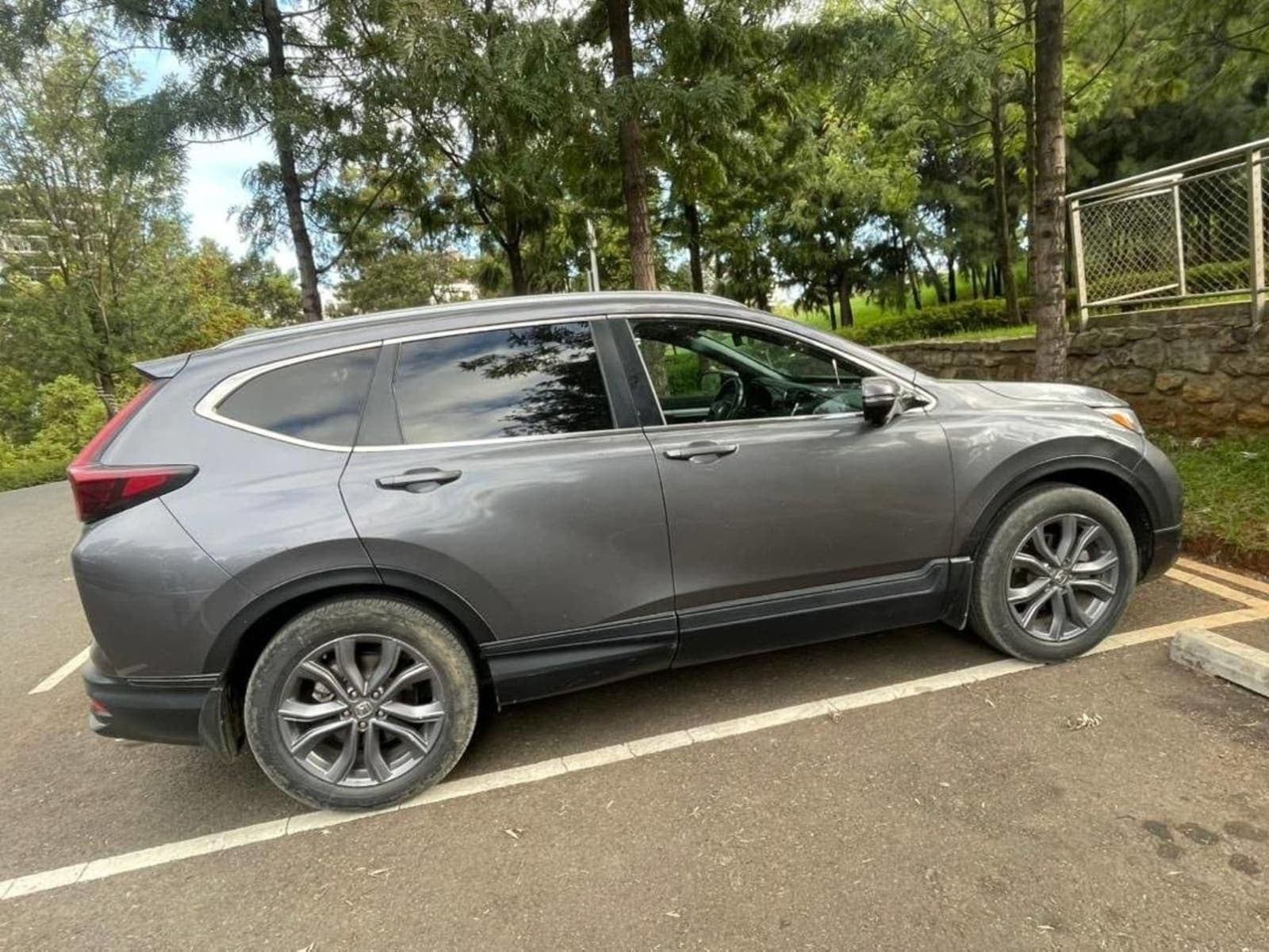 2021 Honda CR-V Sport — photo 2
