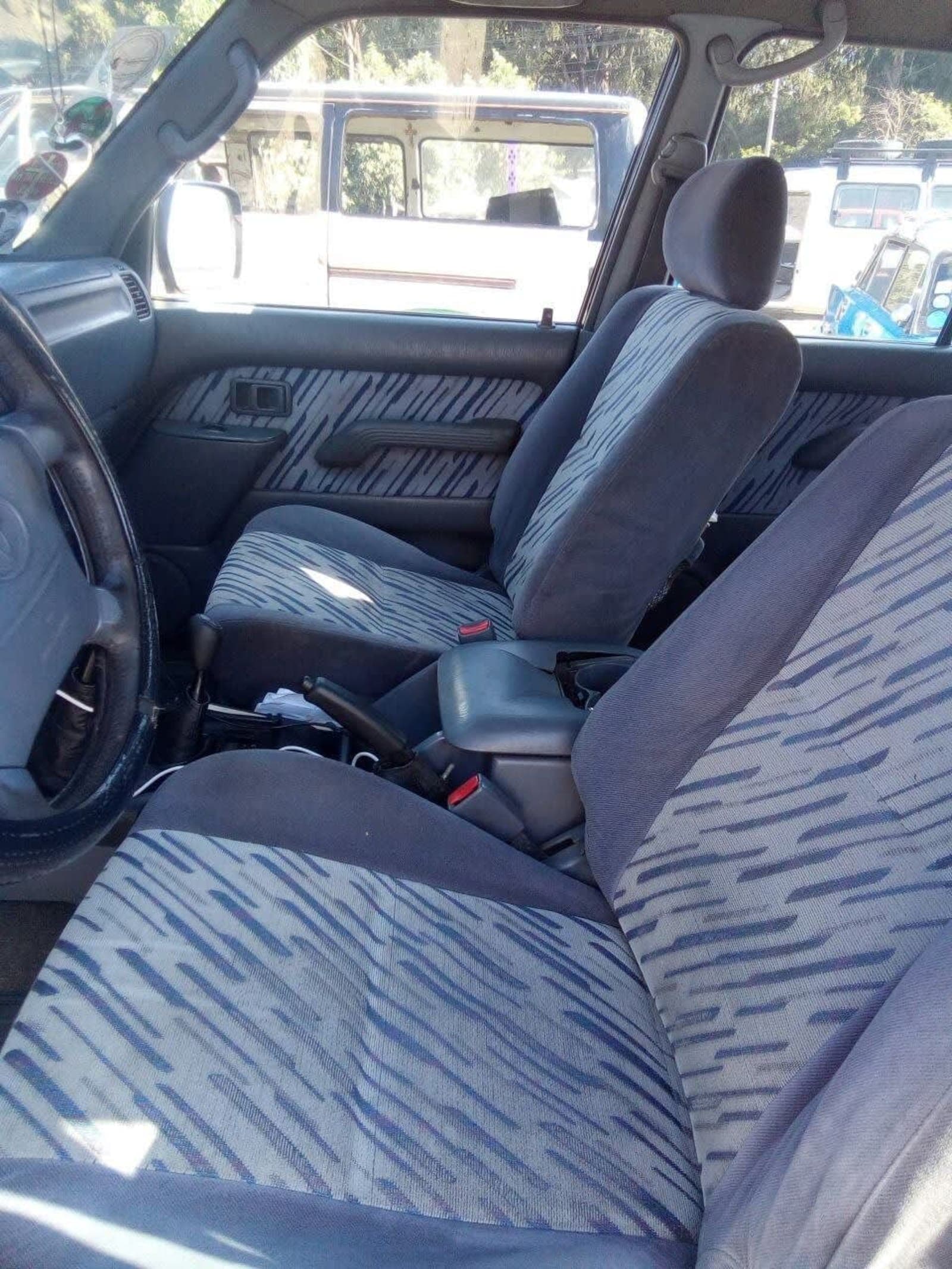 2000 Toyota Land Cruiser Prado — photo 1