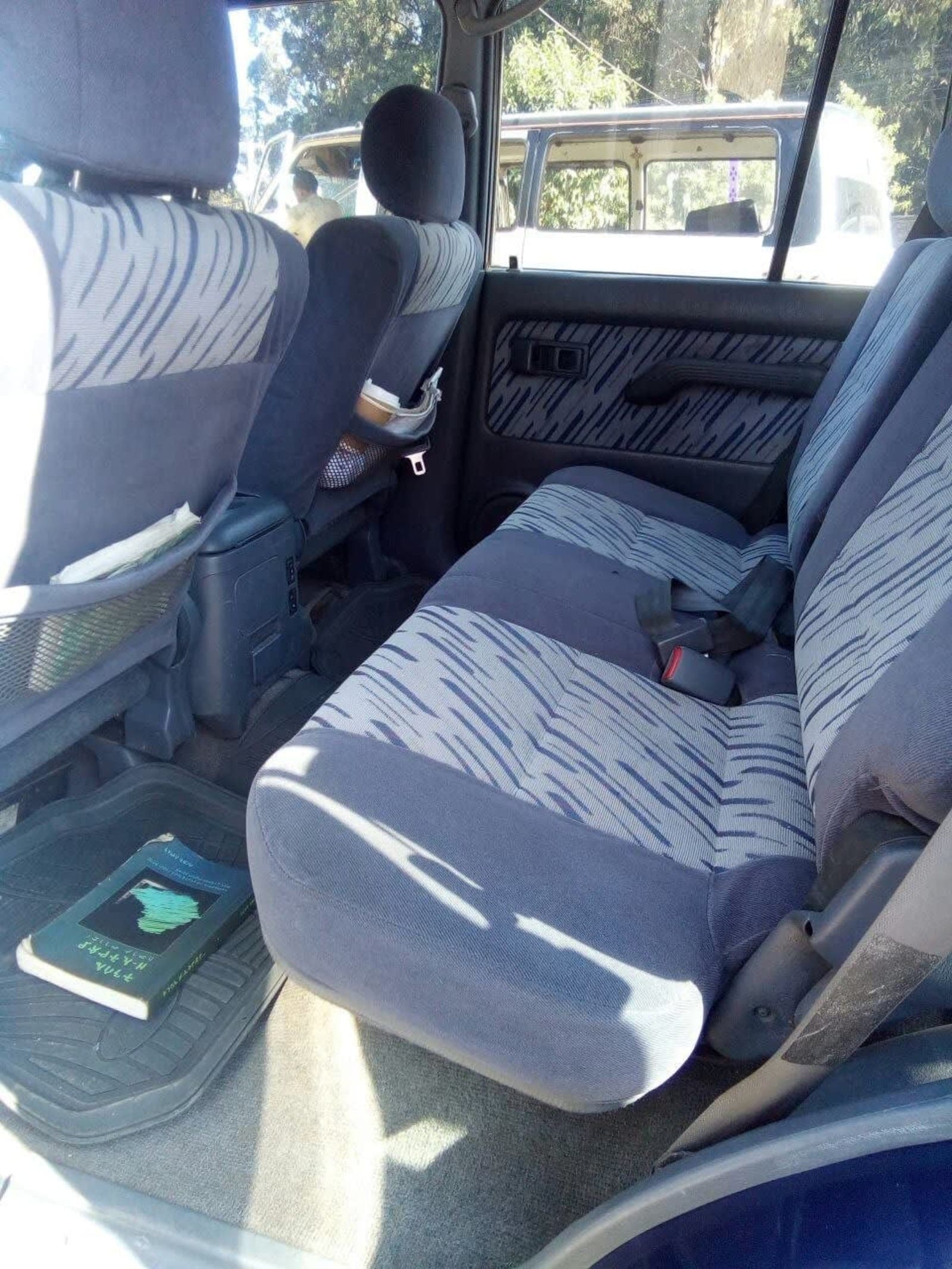 2000 Toyota Land Cruiser Prado — photo 2