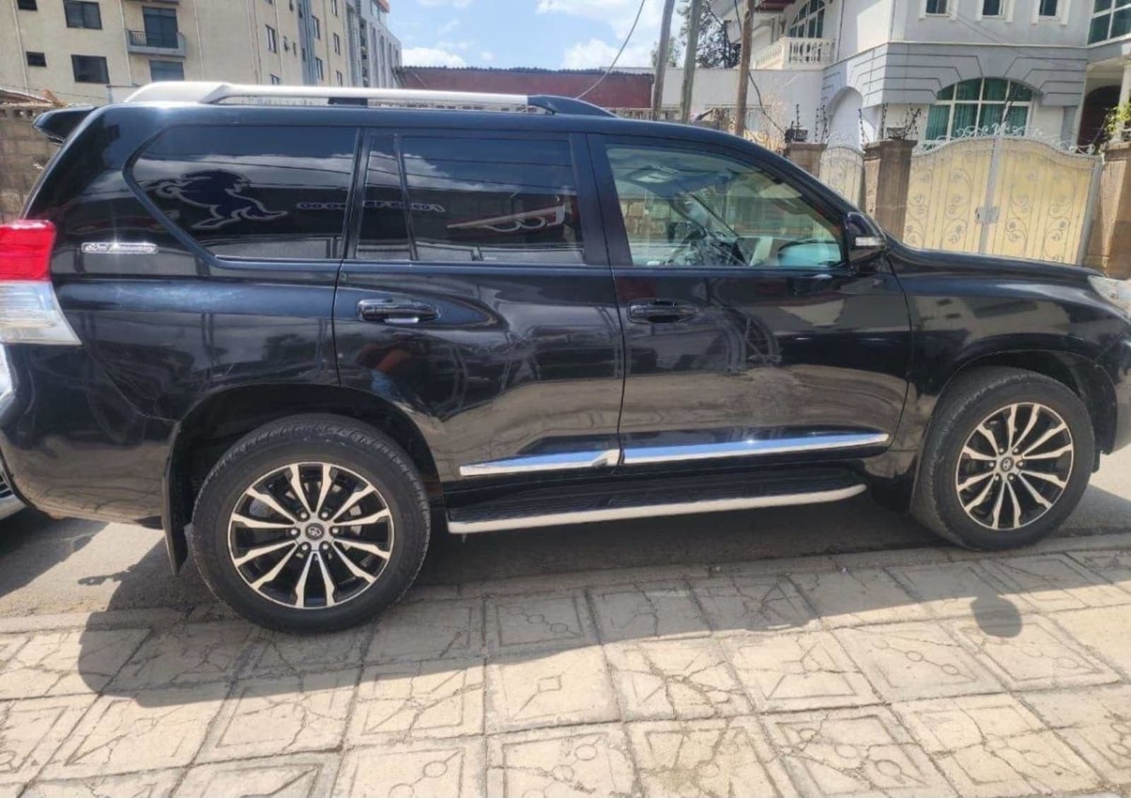 2013 Toyota Landcruiser Prado — photo 3