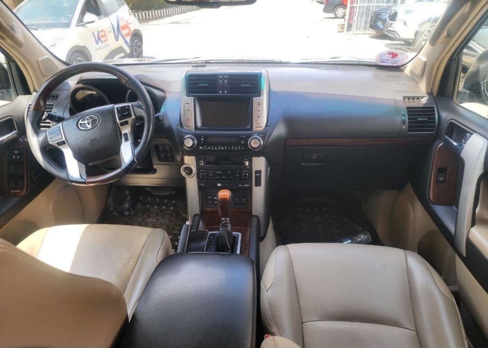 2013 Toyota Landcruiser Prado — photo 8