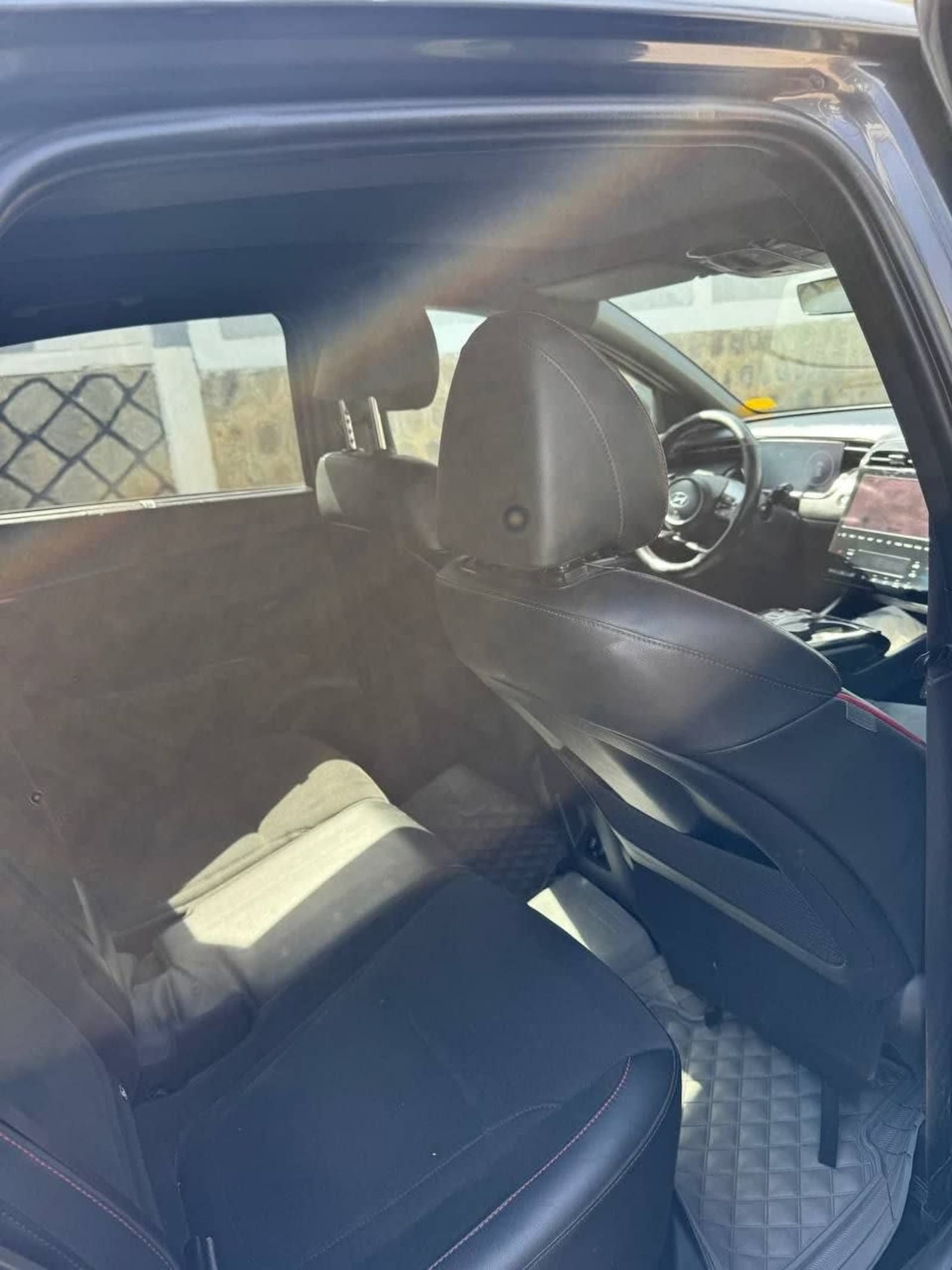 2021 Hyundai Tucson — photo 2