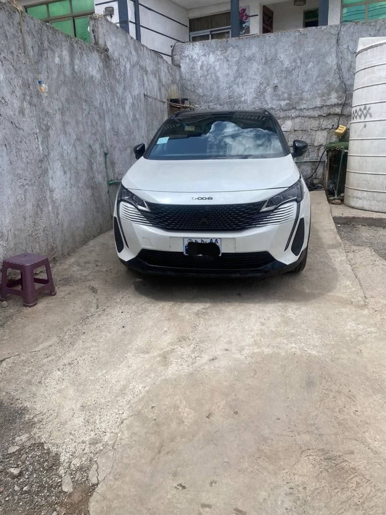 2021 Peugeot 5008 โ photo 4