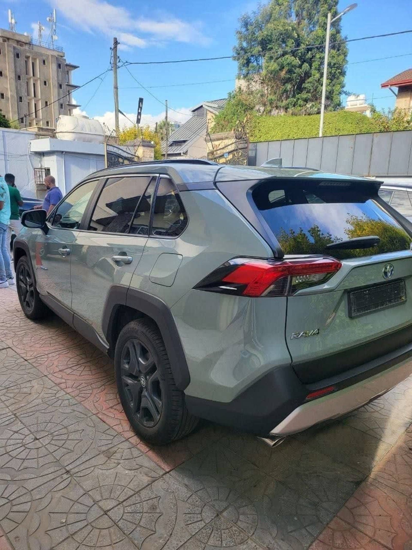 2022 Toyota RAV4 — photo 4