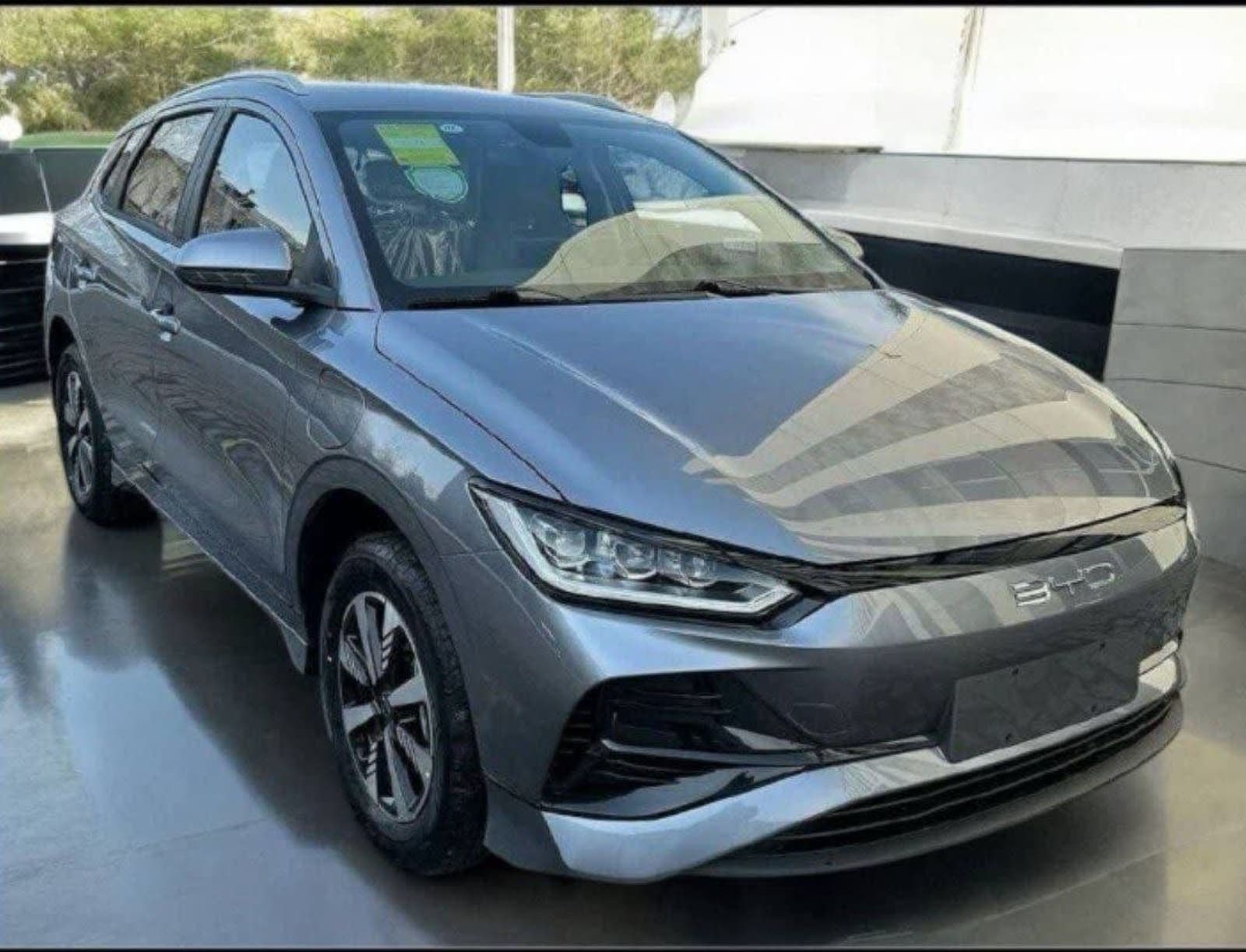 2025 BYD E2 — photo 3