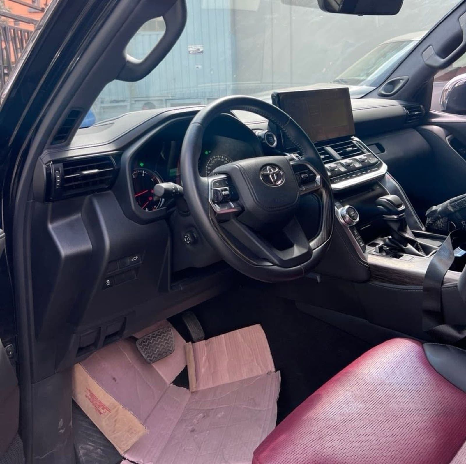 2023 Toyota LandCruiser V6 VXR — photo 2