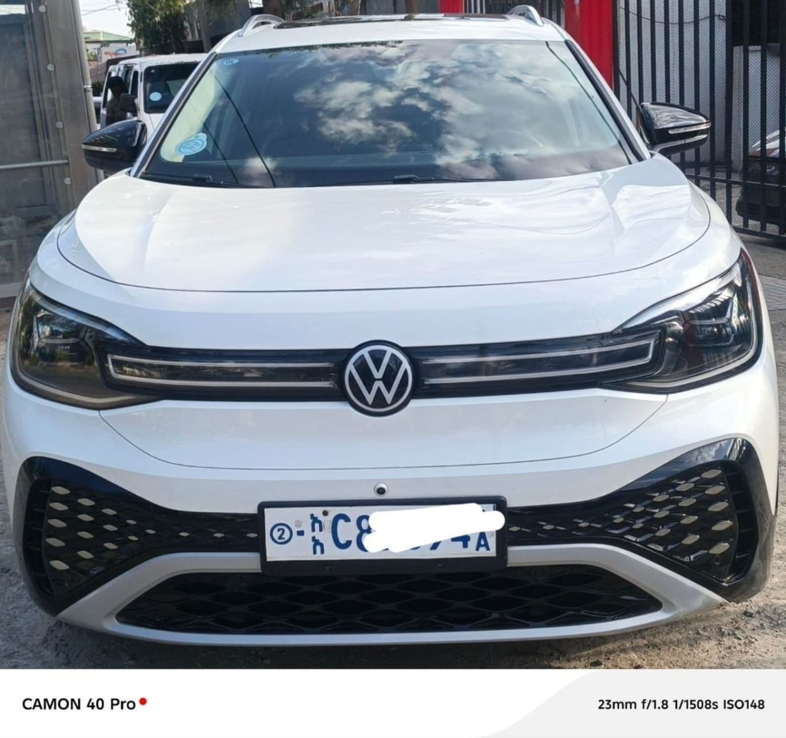 2024 Volkswagen ID 6 — photo 1