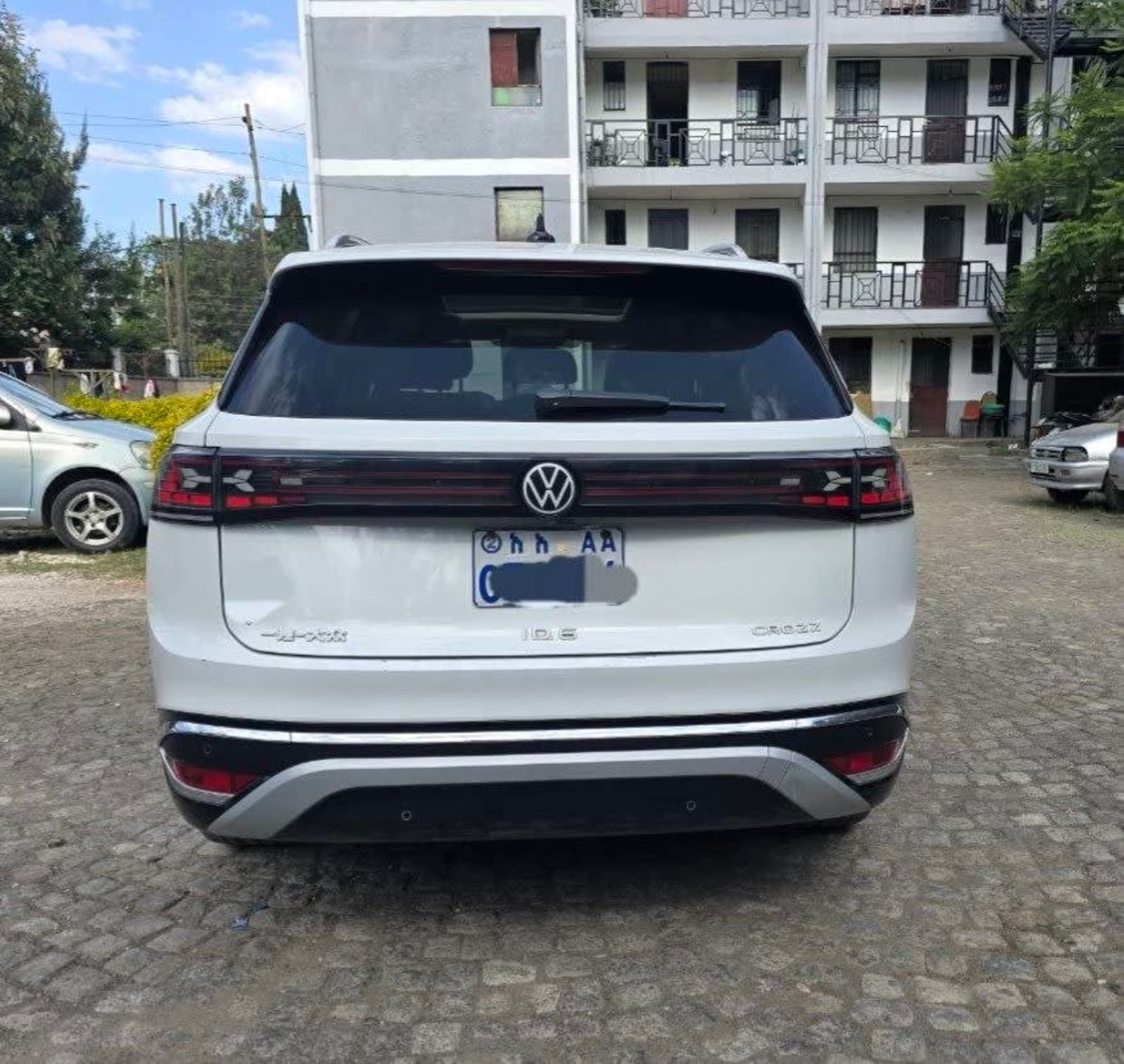 2024 Volkswagen ID.6 Crozz Pro — photo 4