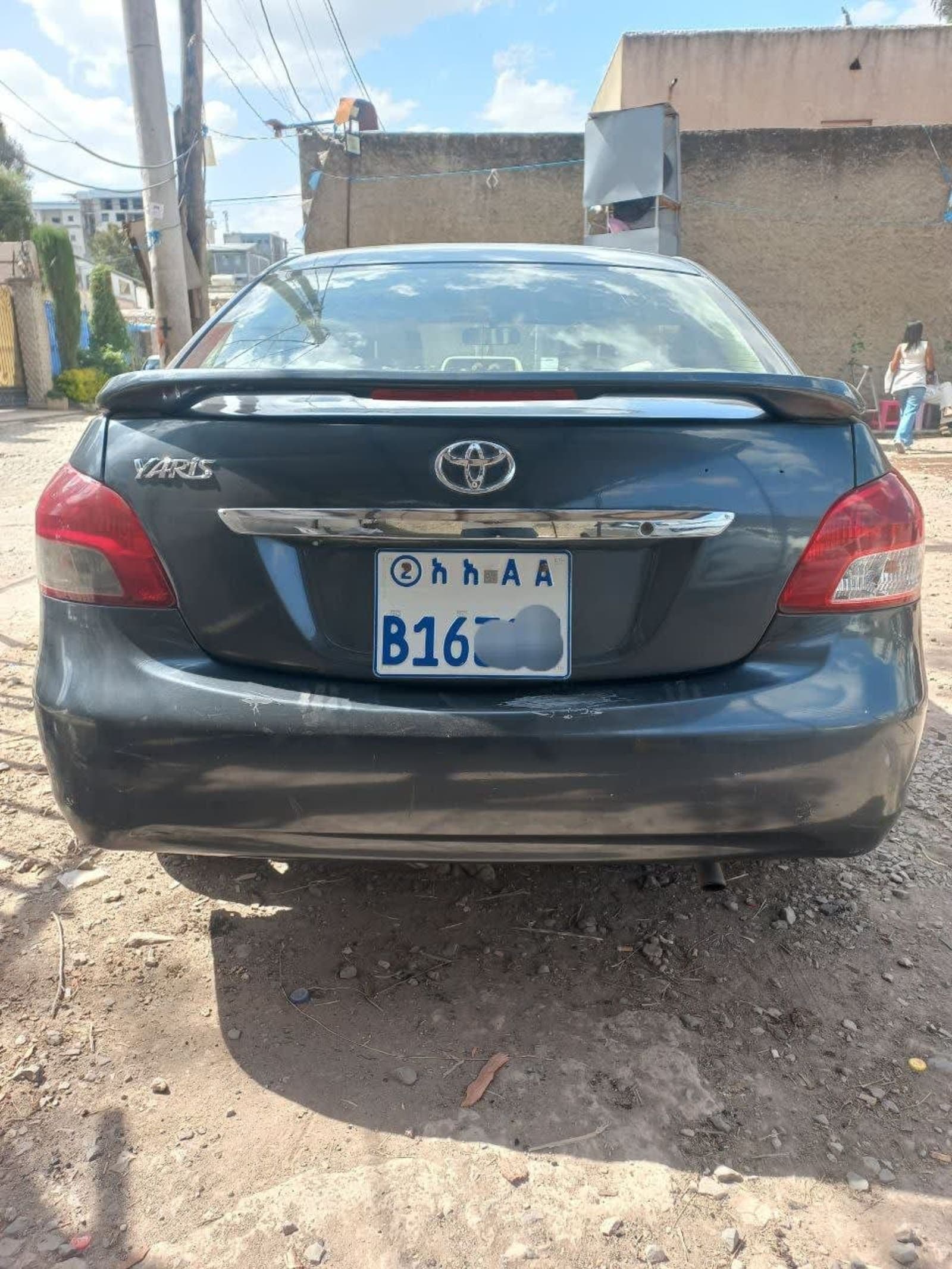 2007 Toyota Yaris Belta — photo 2