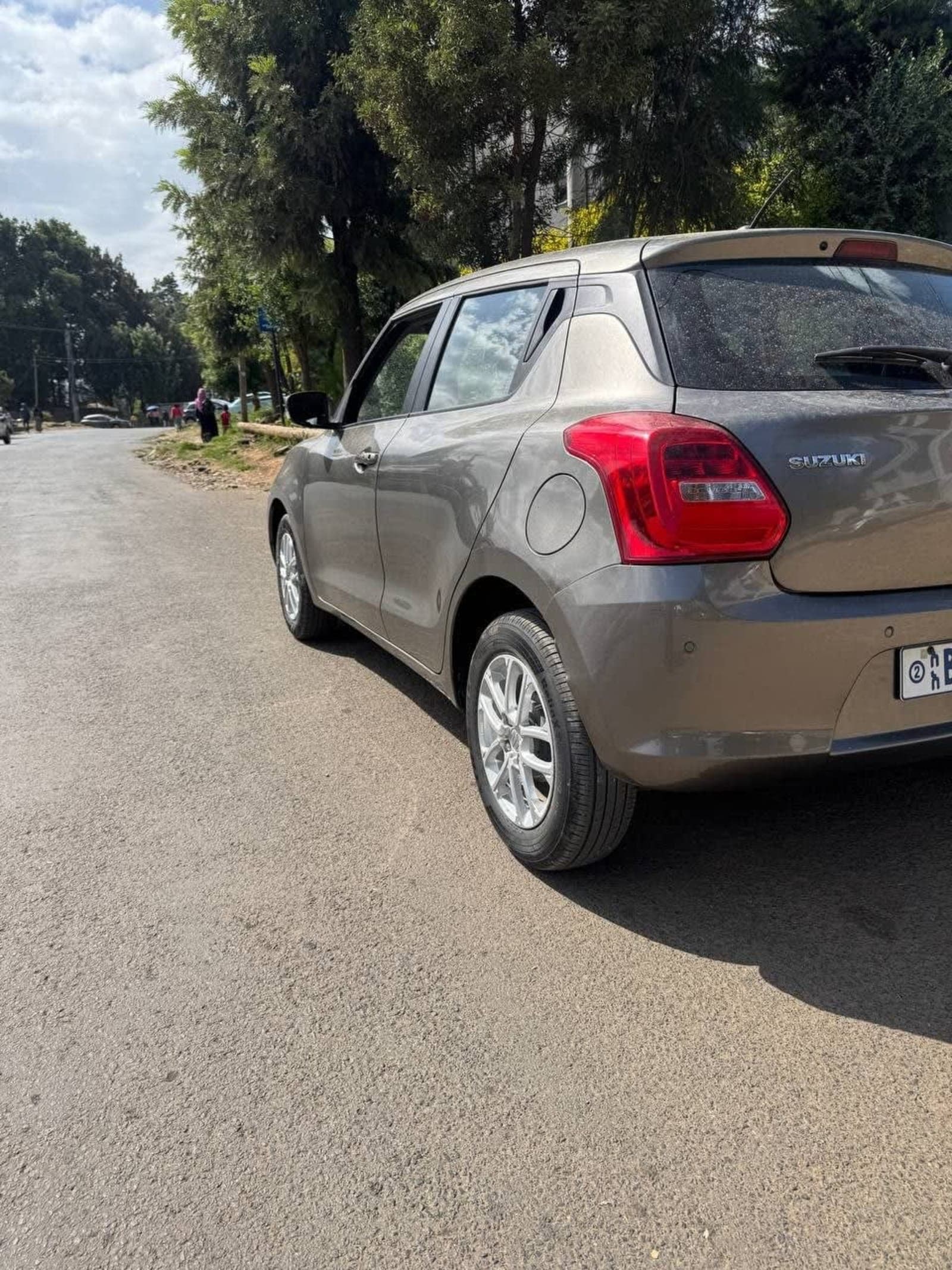 2020 Suzuki Swift — photo 2
