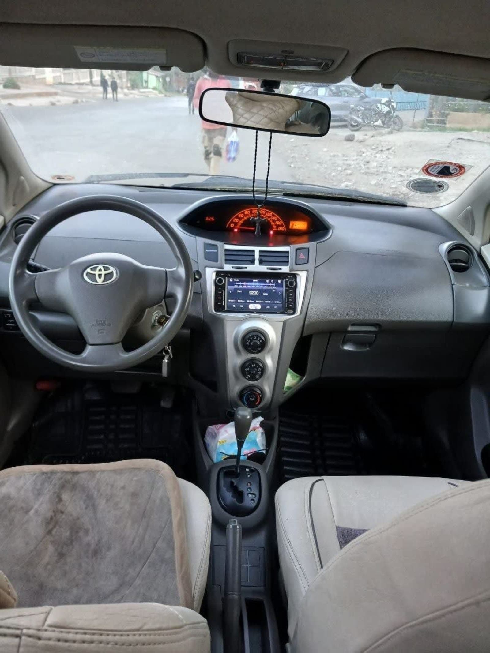 2010 Toyota Yaris Compact