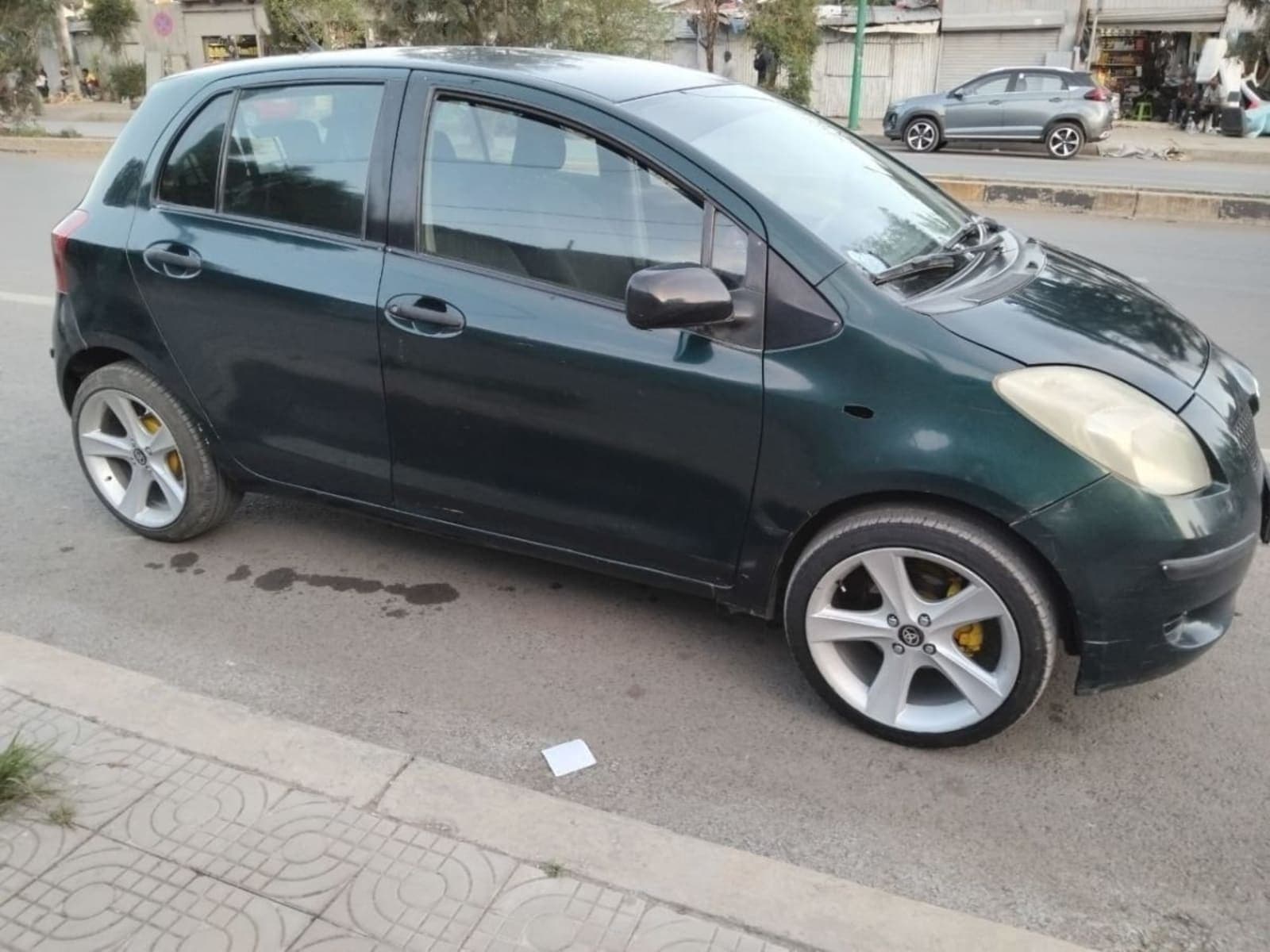 2007 Toyota Yaris compact — photo 6