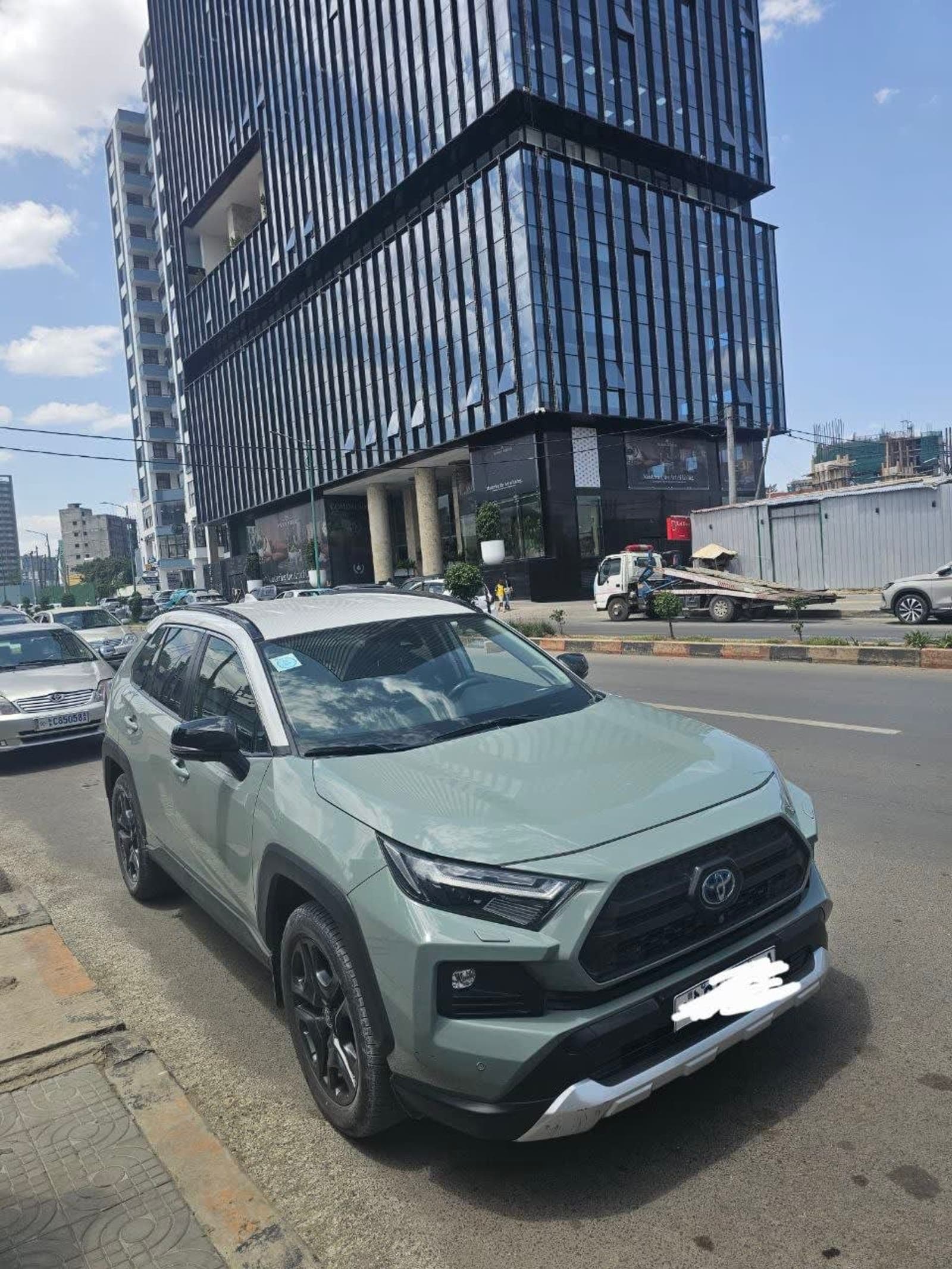 2022 Toyota Rav4 Hybrid — photo 5