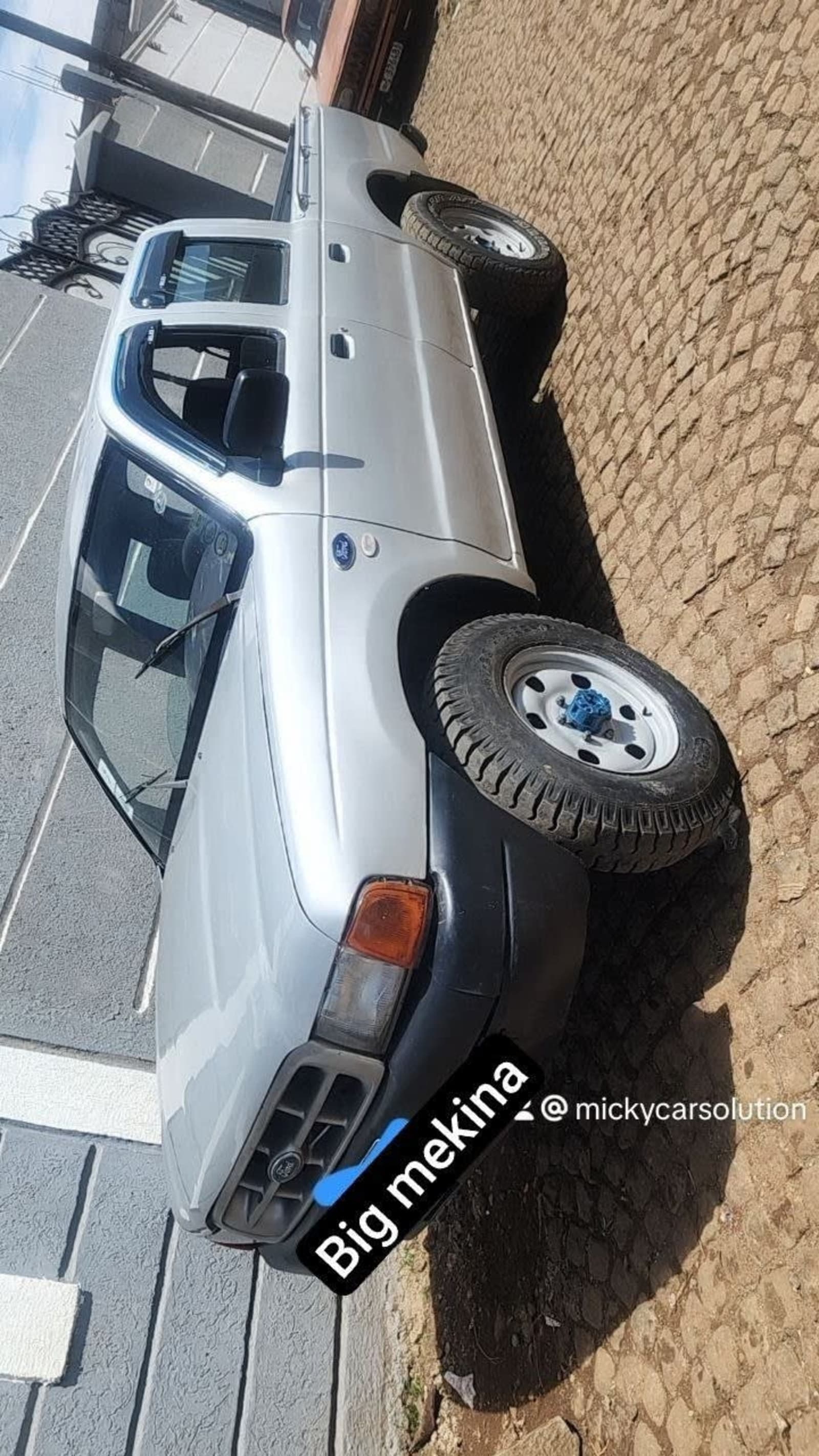2002 Ford Double Cabin Pickup — photo 2