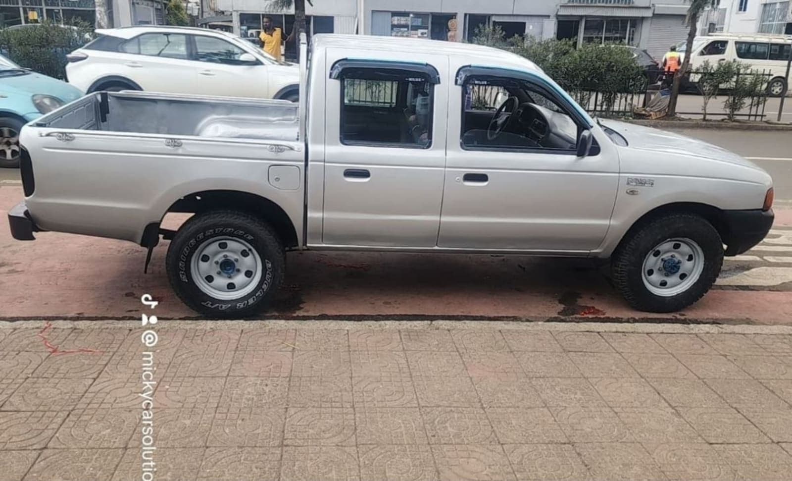 2002 Ford Double Cabin Pickup — photo 3
